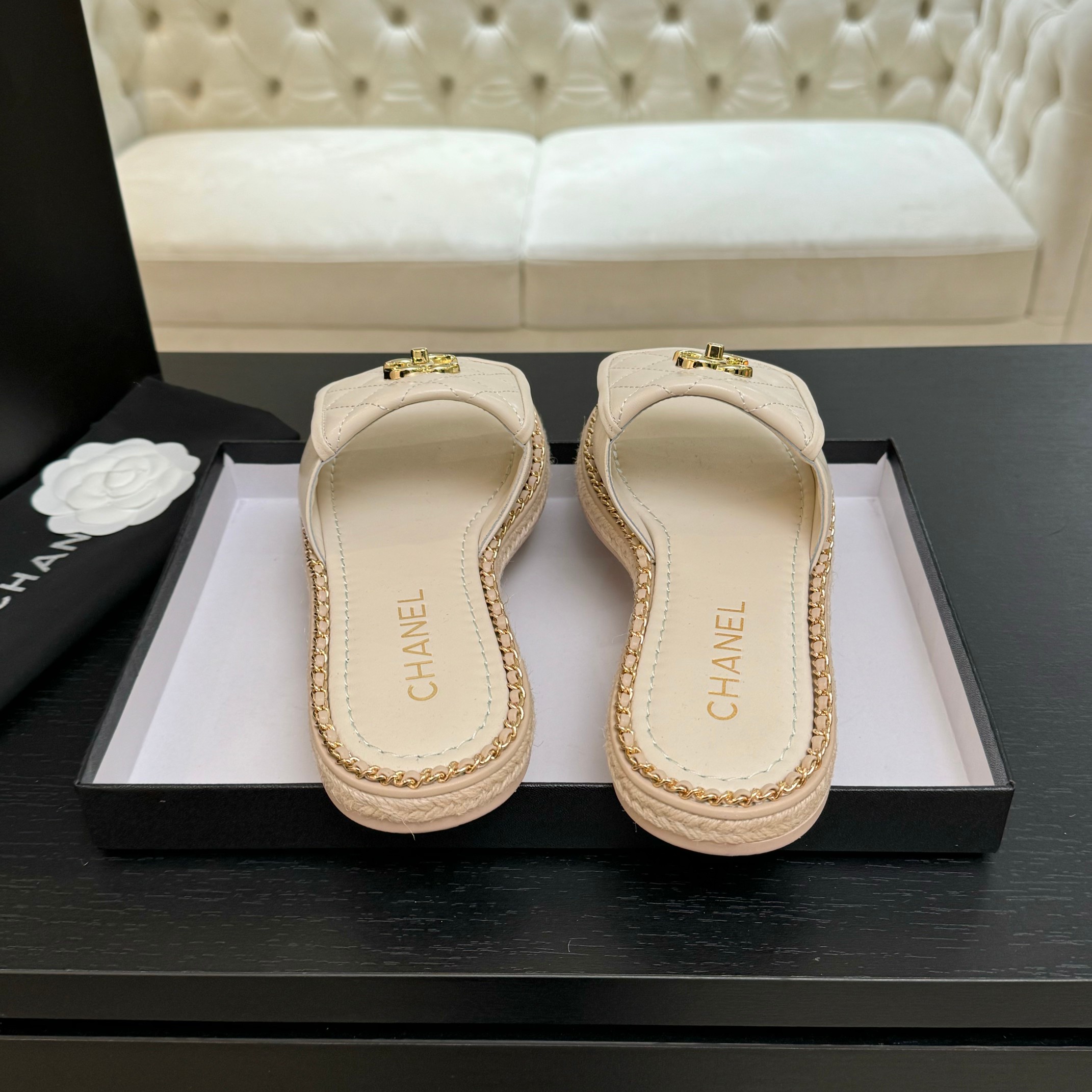 Chanel CC Chain Trim Quilted Leather Sandals - Elegant Summer Slides 8 a1744016383192 6007
