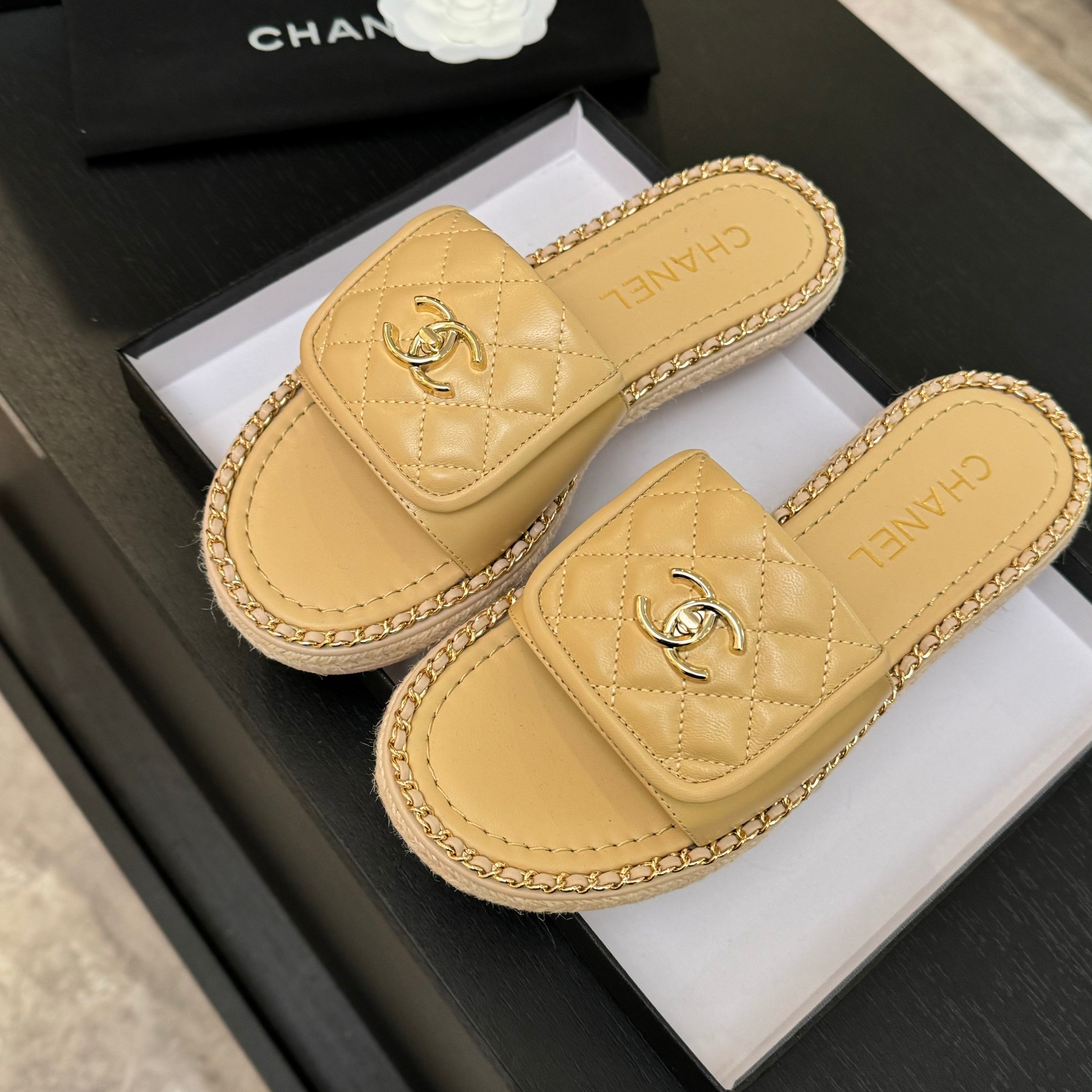 Chanel Beige Lambskin Quilted CC Chain Trim Espadrille Sandals Slides 4 a1744016399331 0576