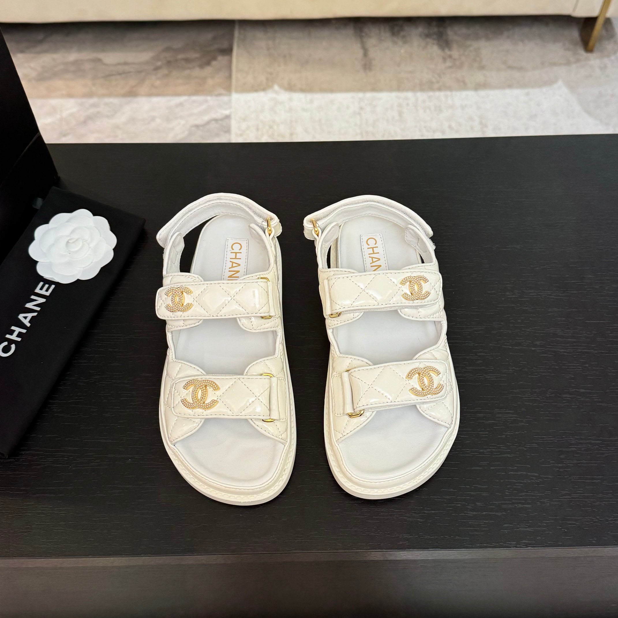 Chanel Women's Lambskin Leather White Sandals, 2025 Spring/Summer New Collection 1 Chanel Women's Lambskin Leather White Sandals, 2025 Spring/Summer New Collection