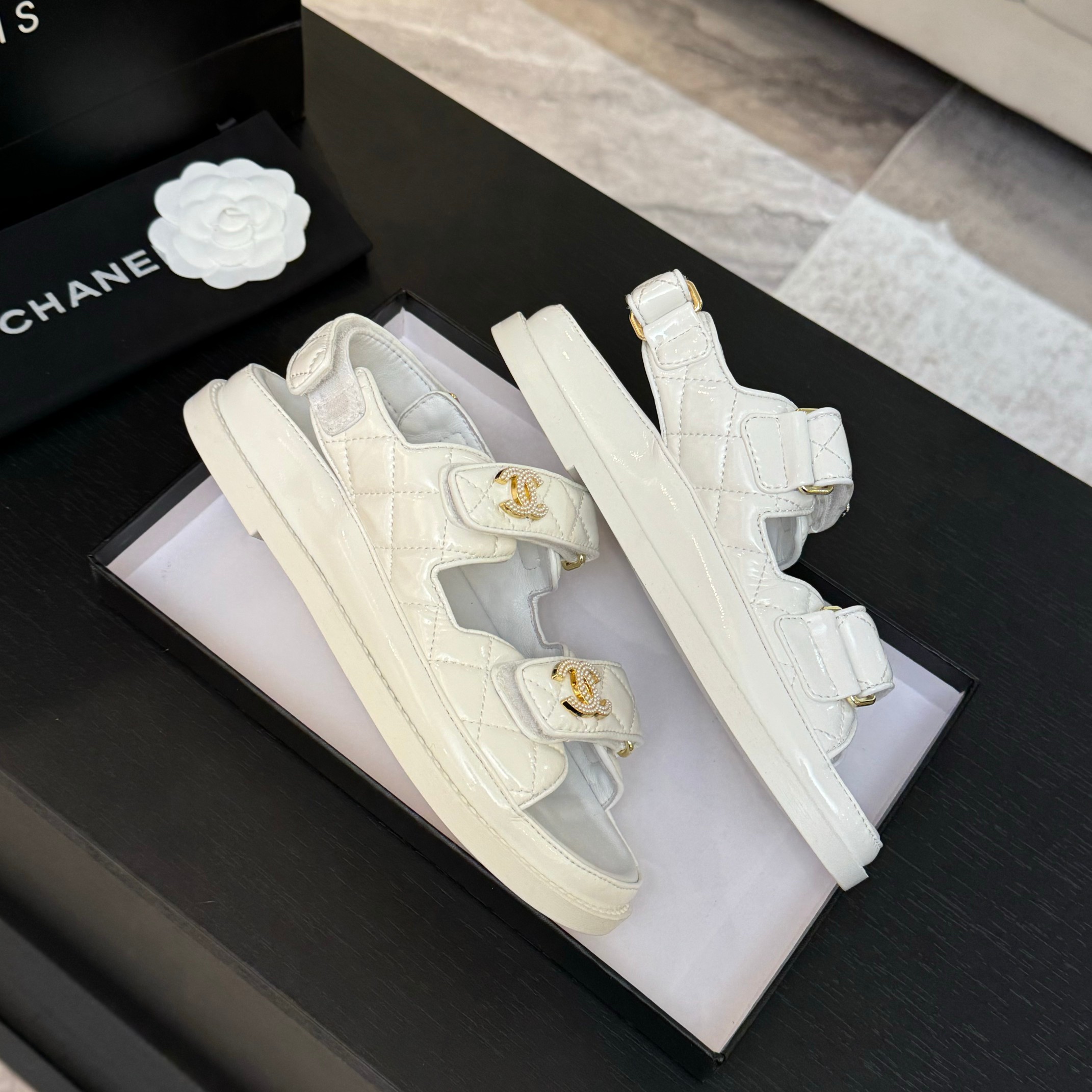 Chanel Women's Lambskin Leather White Sandals, 2025 Spring/Summer New Collection 6 a1744187802849 8141