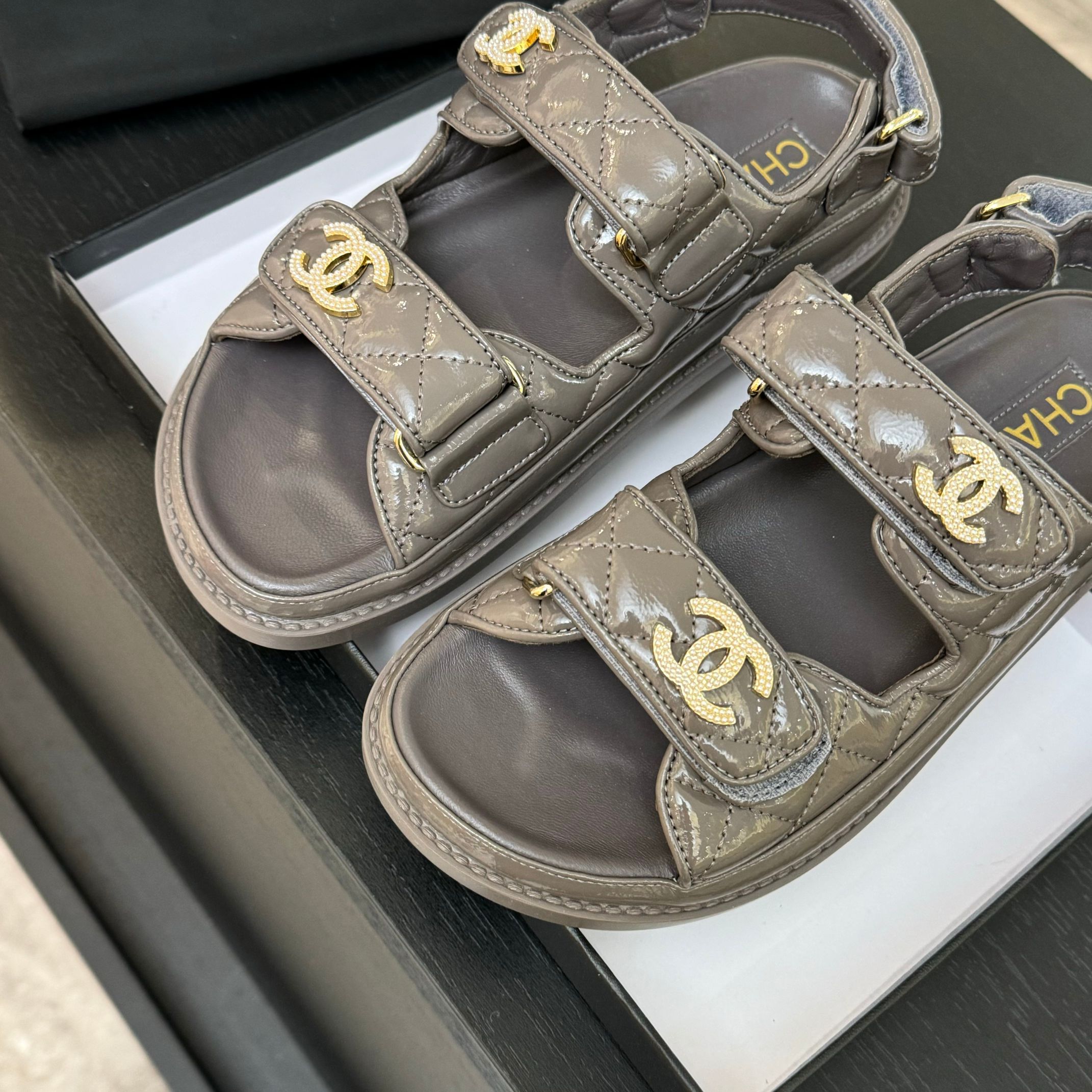 Chanel Women's Lambskin Touch Strap Sandals Comfortable Beach Shoes 8 a1744187825098 2016