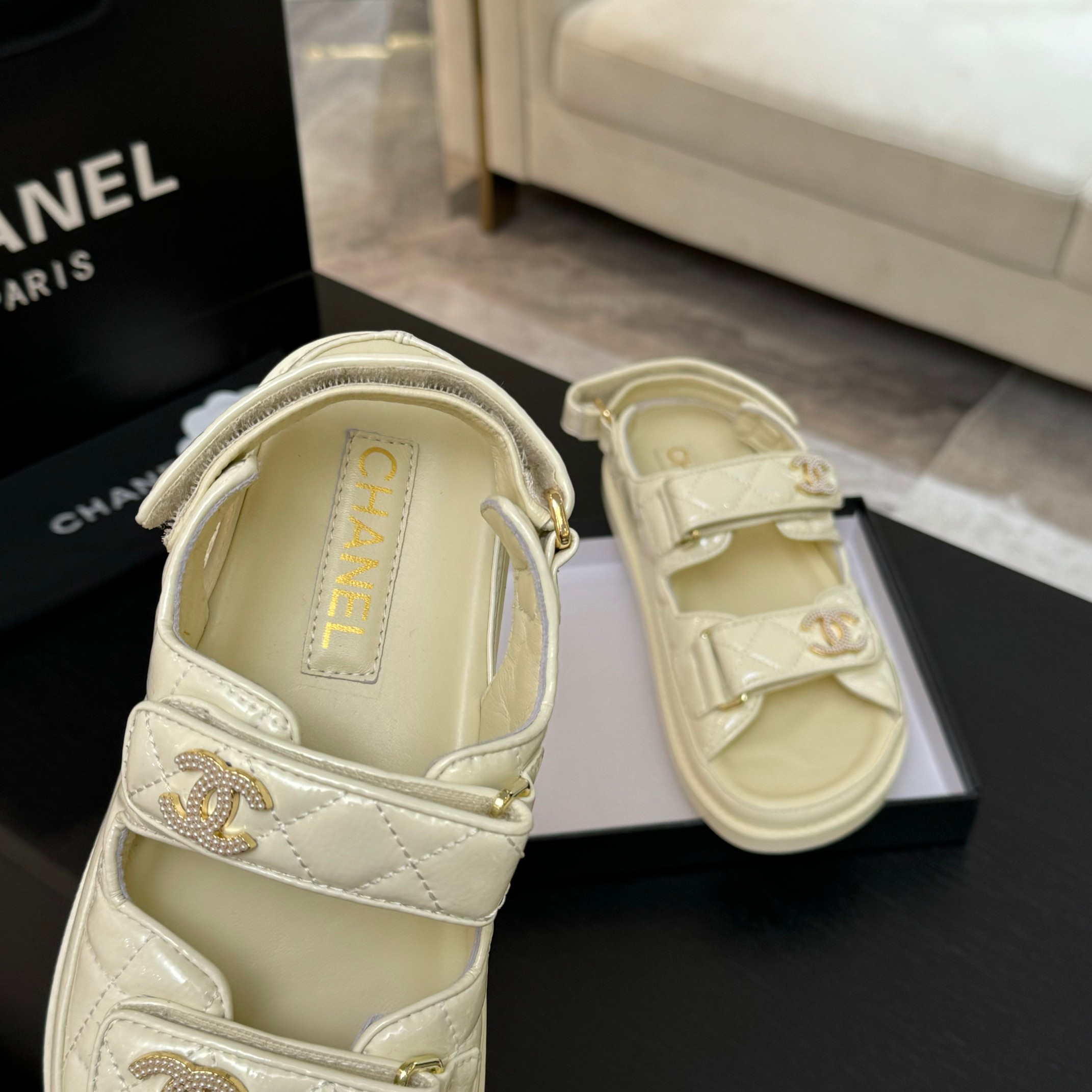 Elegant Beach Sandals with Velcro Straps Designer Sandals for Women 4 a1744187876693 7686