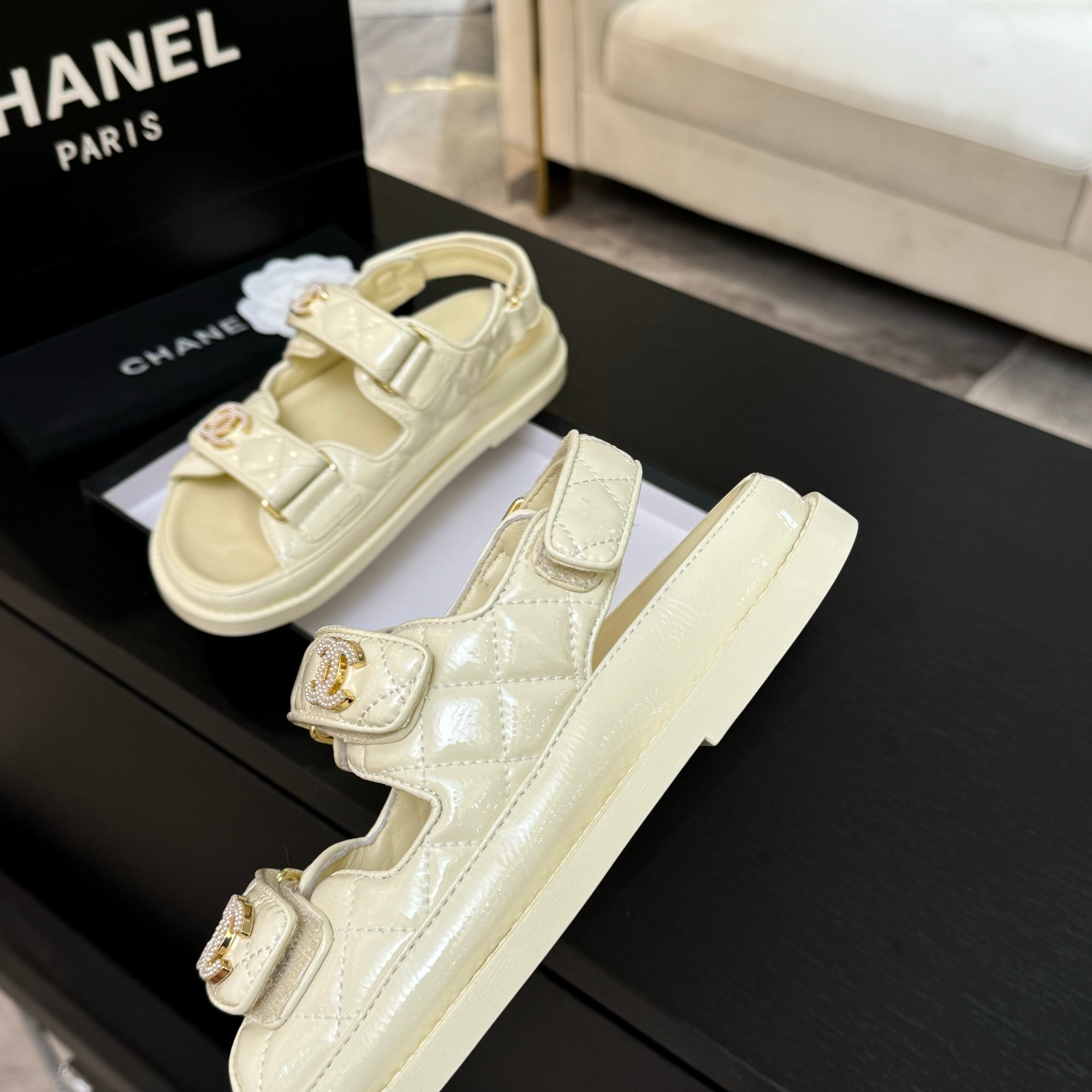 Elegant Beach Sandals with Velcro Straps Designer Sandals for Women 8 a1744187878891 5585