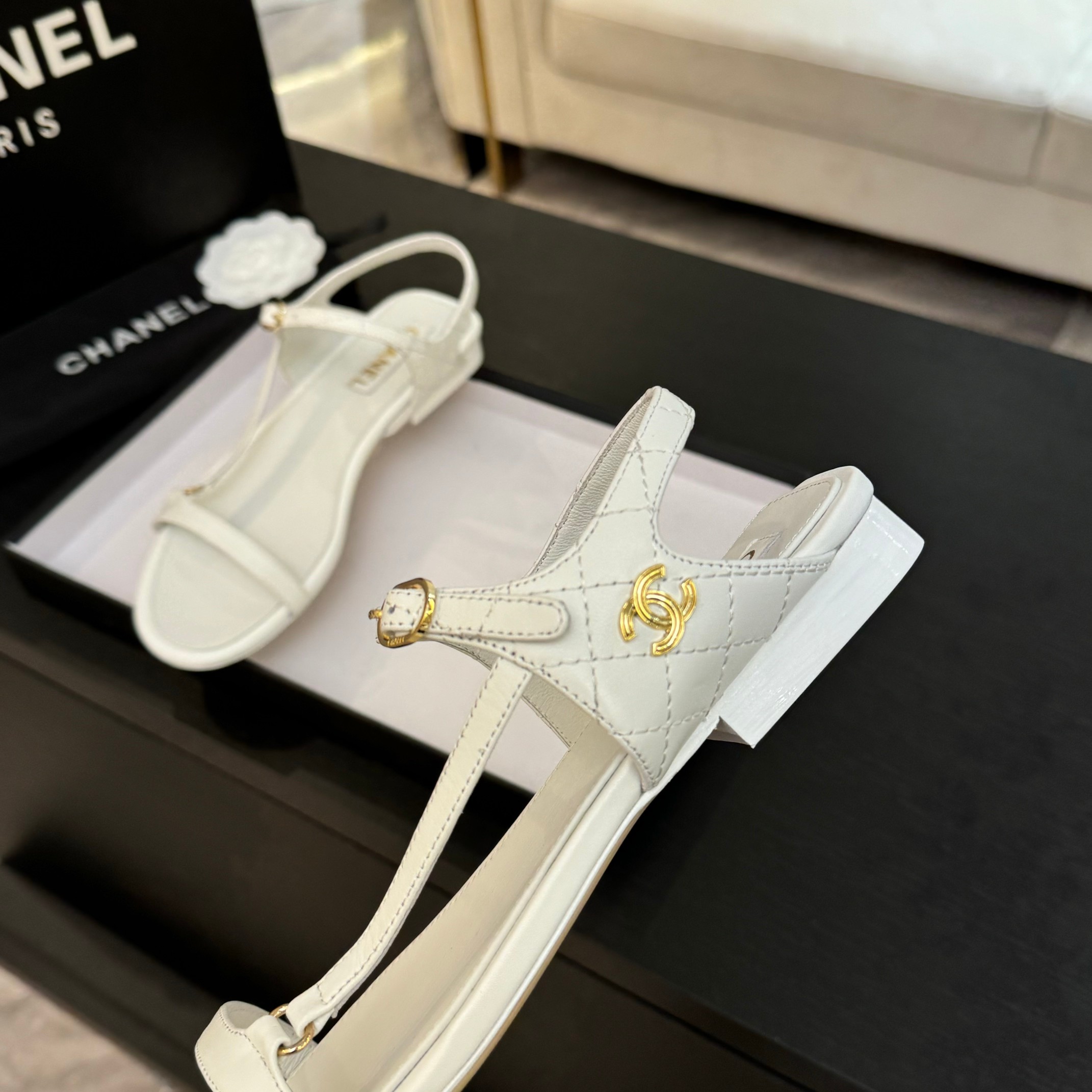 Elegant Chanel-Inspired Flat Sandals with Quilted Design and Double C Logo 5 a1744275902560 3484