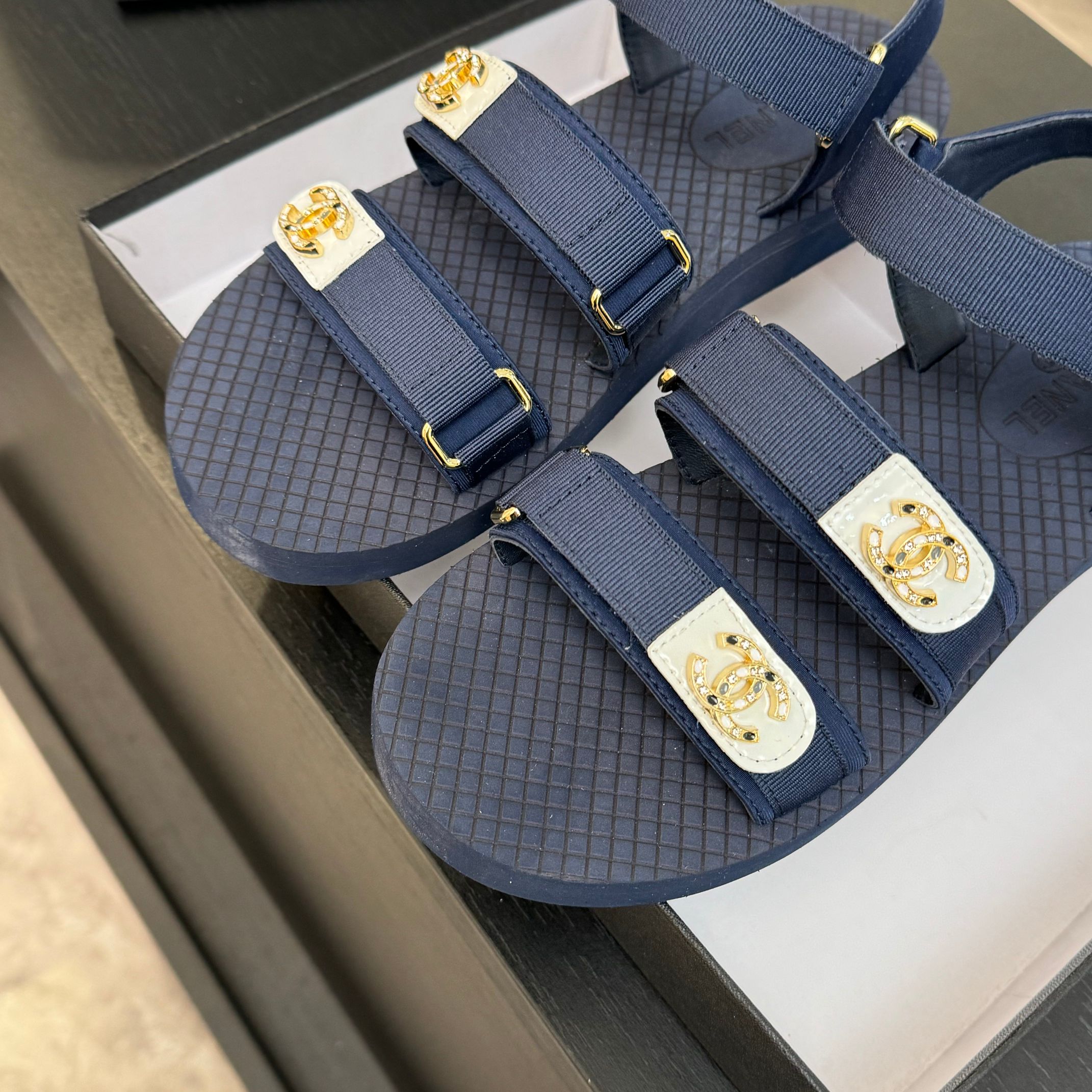 Chanel 25P Spring/Summer Rhinestone CC Beach Velcro Sandals - Summer Essential 6 a1744276084734 1711