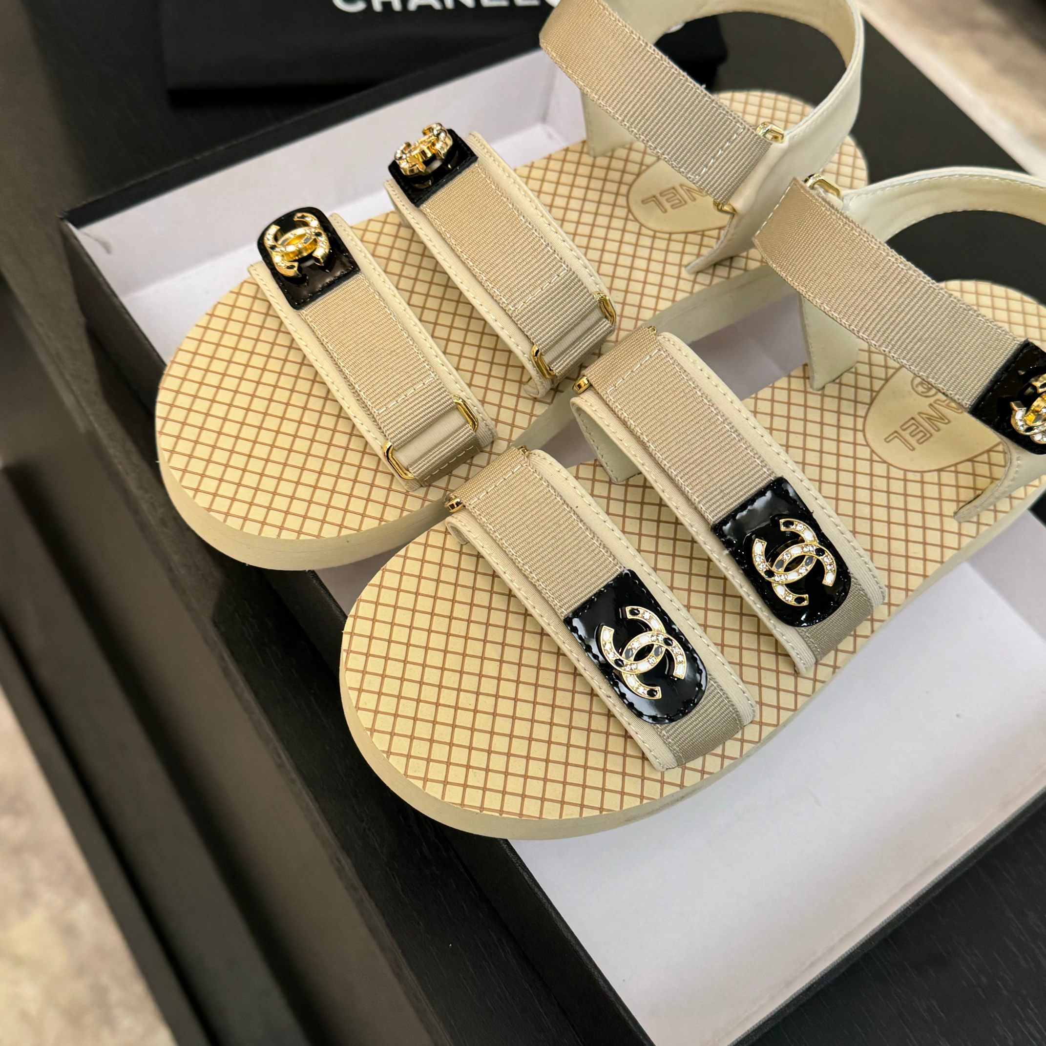 Chanel Women's Beige CC Logo Velcro Strap Sandals Summer Beach Shoes 4 a1744276117441 8124