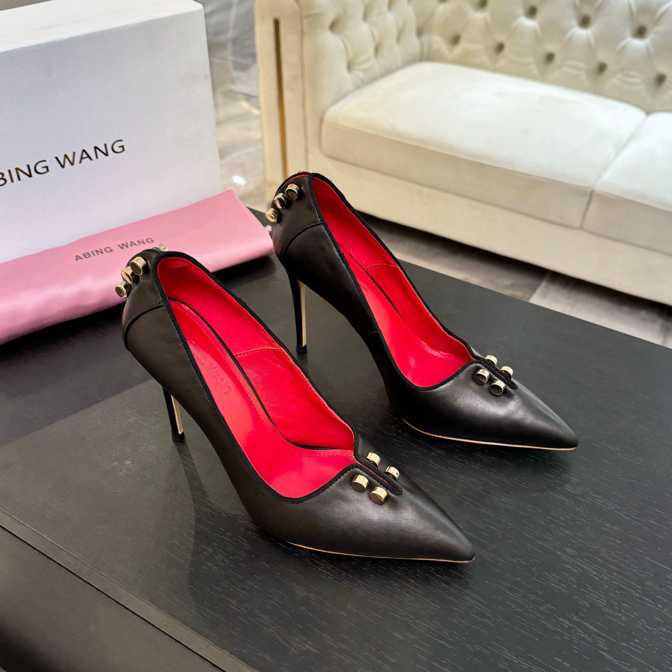 Attractive Torture Instruments: Abing Wang Hips Shoe Collection Overview