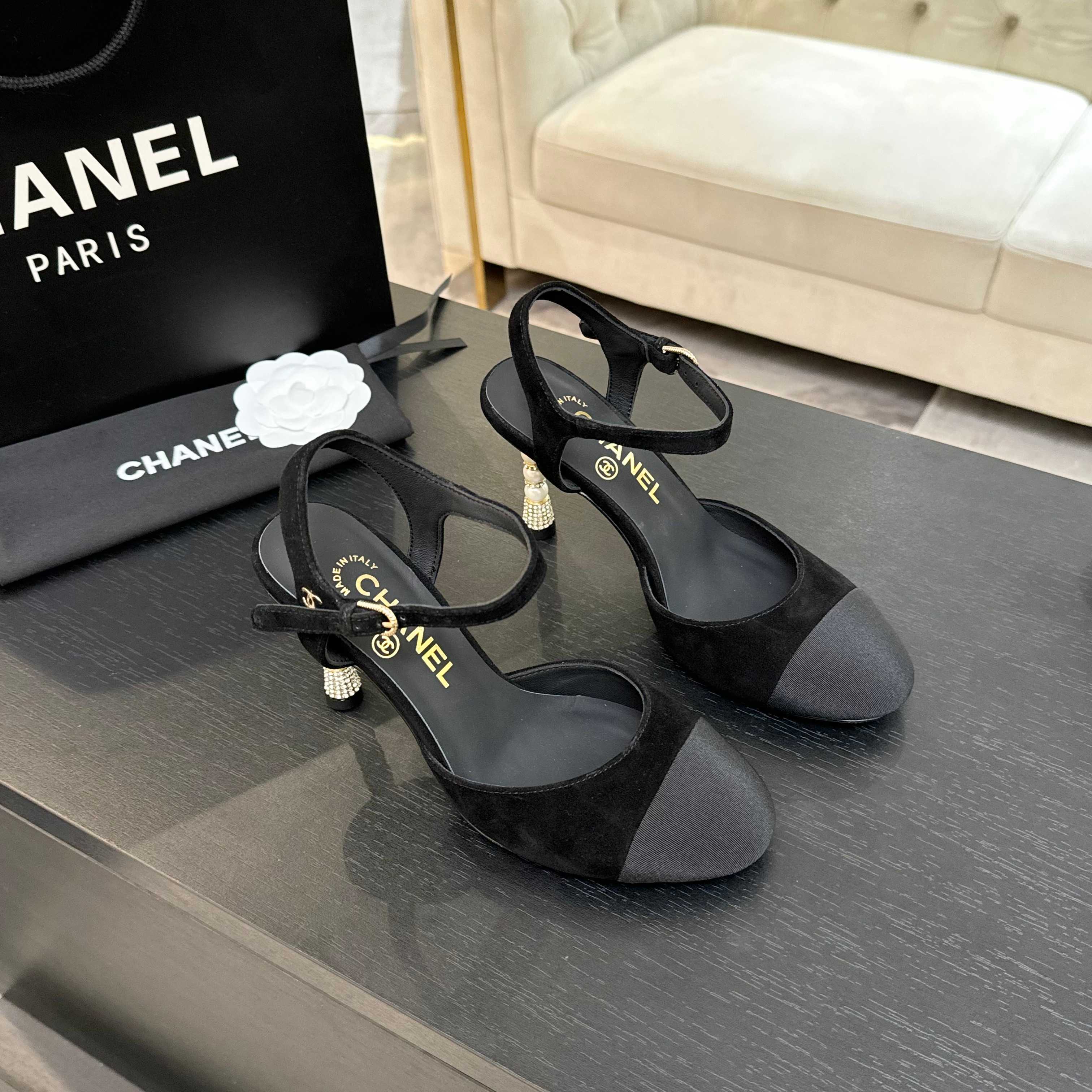 Chanel Women's Elegant Pearl Heeled Sandals - Classic & Versatile 4 a1745832203134 4223