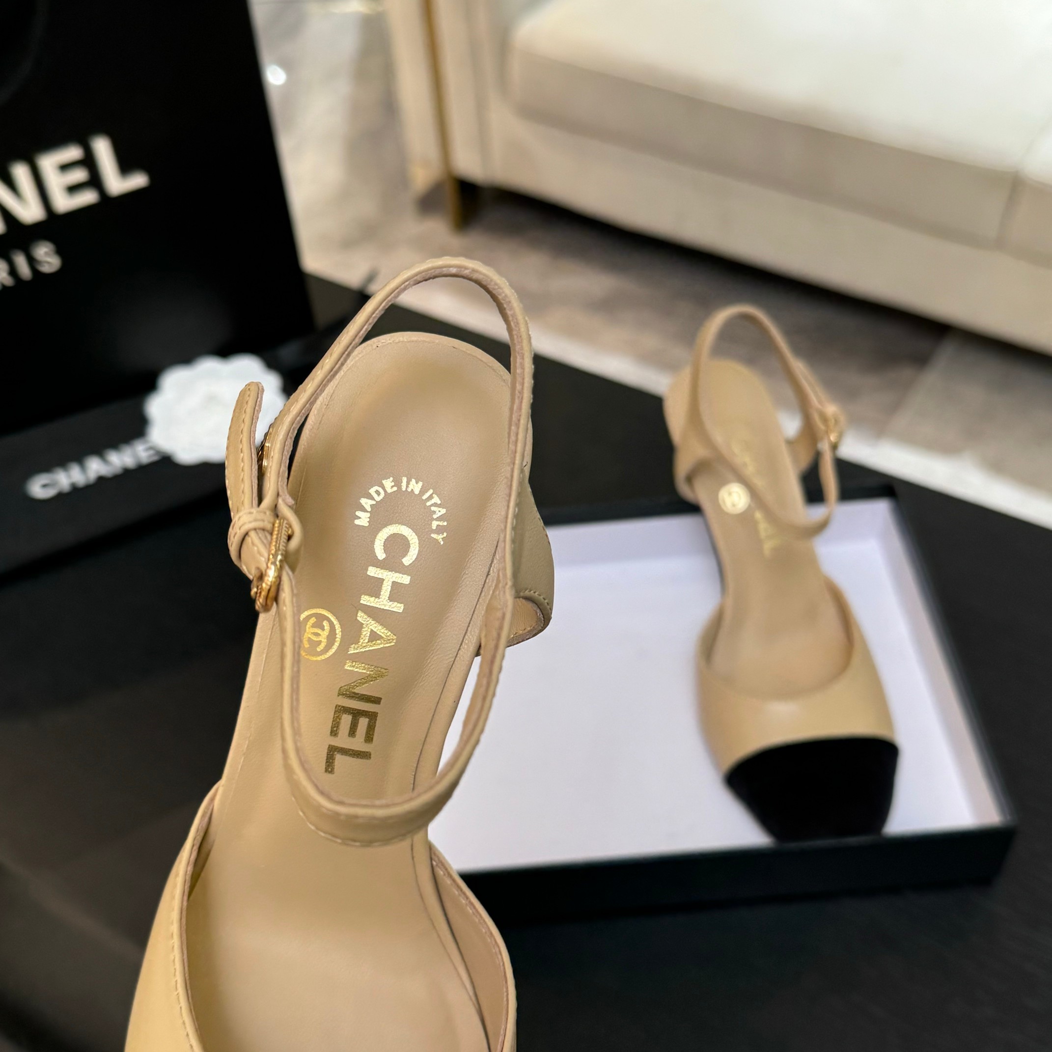 Chanel Women's Pearl Heel Sandals, Classic and Versatile Design 7 a1745832312261 4757