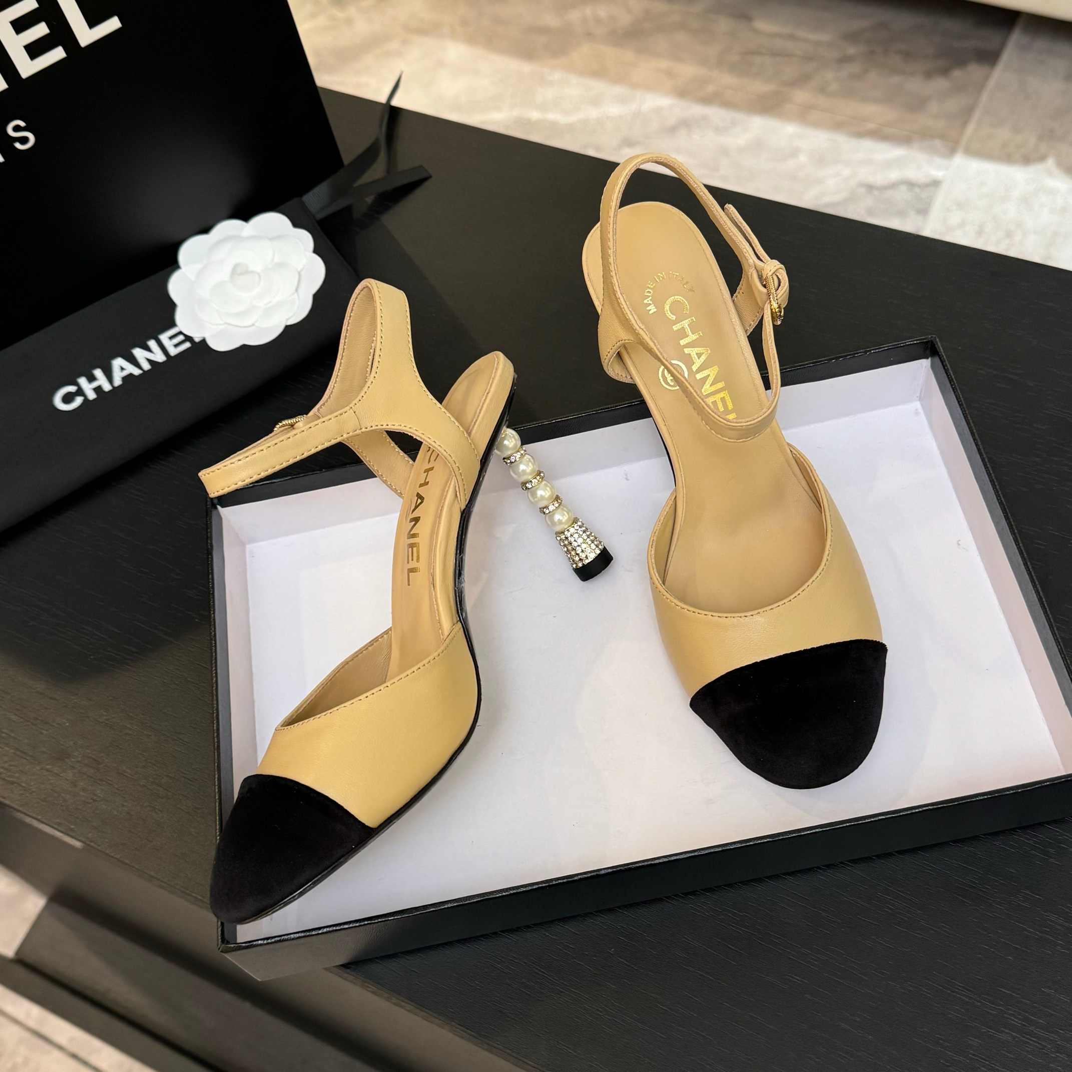 Chanel Women's Pearl Heel Sandals, Classic and Versatile Design 3 a1745832314172 3527