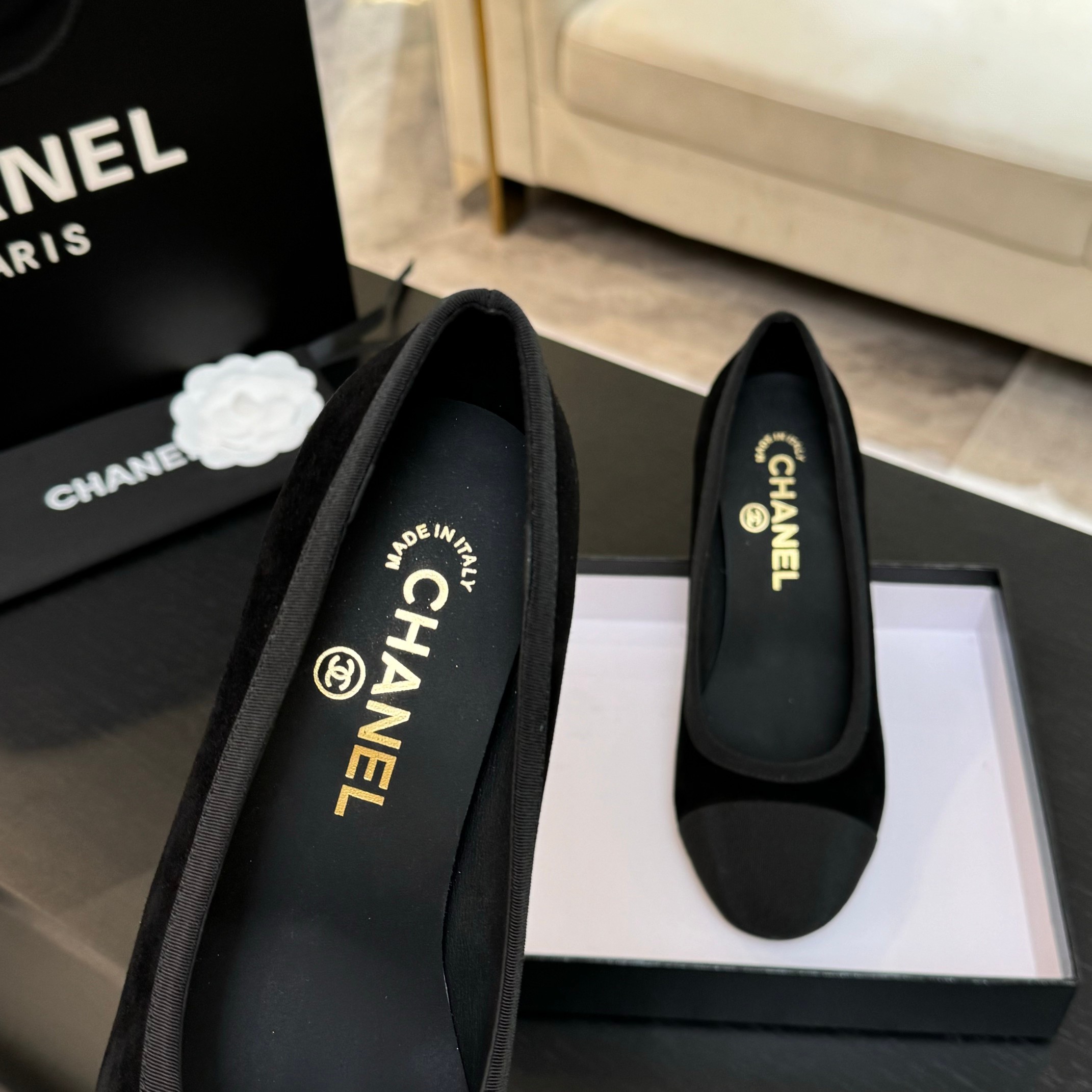 Chanel 25SS Women's Black Suede Pumps with Pearl Heel, Classic and Versatile 8 a1745832478439 6246