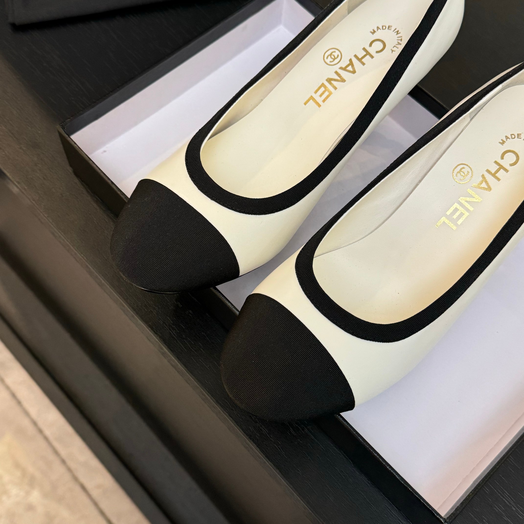 Chanel Women's Pearl Heel High Heels, Classic Pointed-Toe Pumps 10 a1745832497807 1523