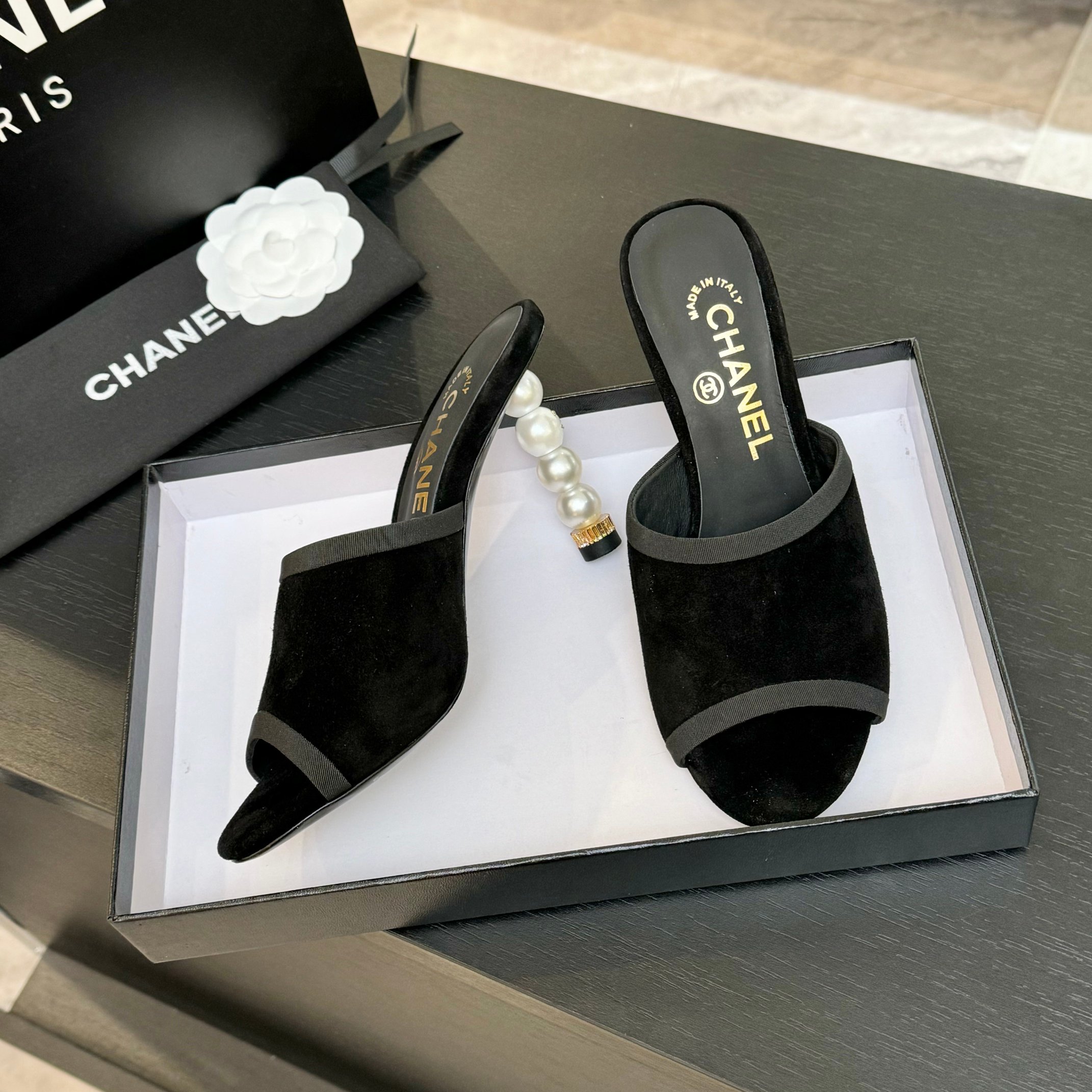 Chanel Women's Elegant Pearl Heel Mules - Classic & Versatile Design 6 a1745832528394 3427