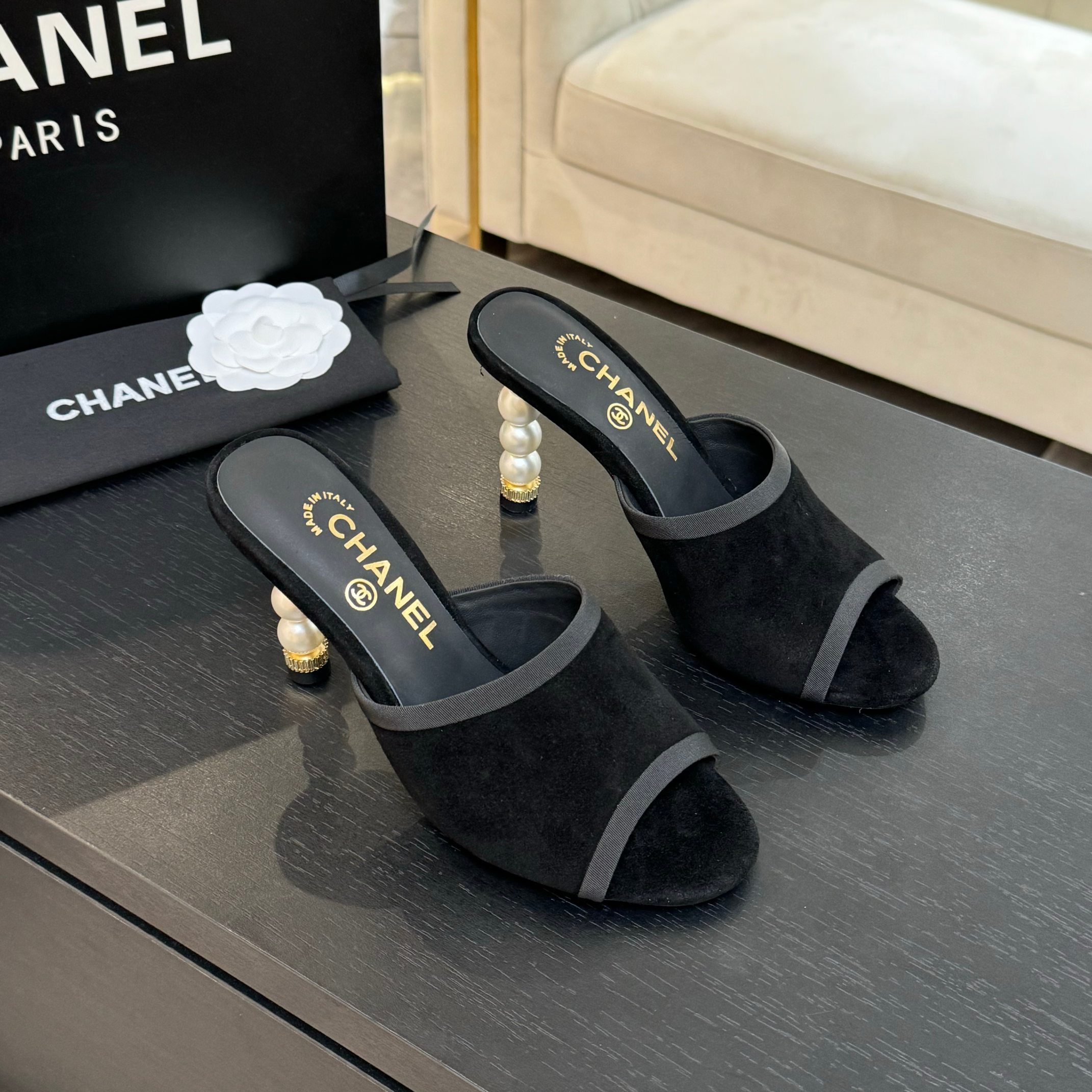 Chanel Women's Elegant Pearl Heel Mules - Classic & Versatile Design 2 a1745832538332 6025