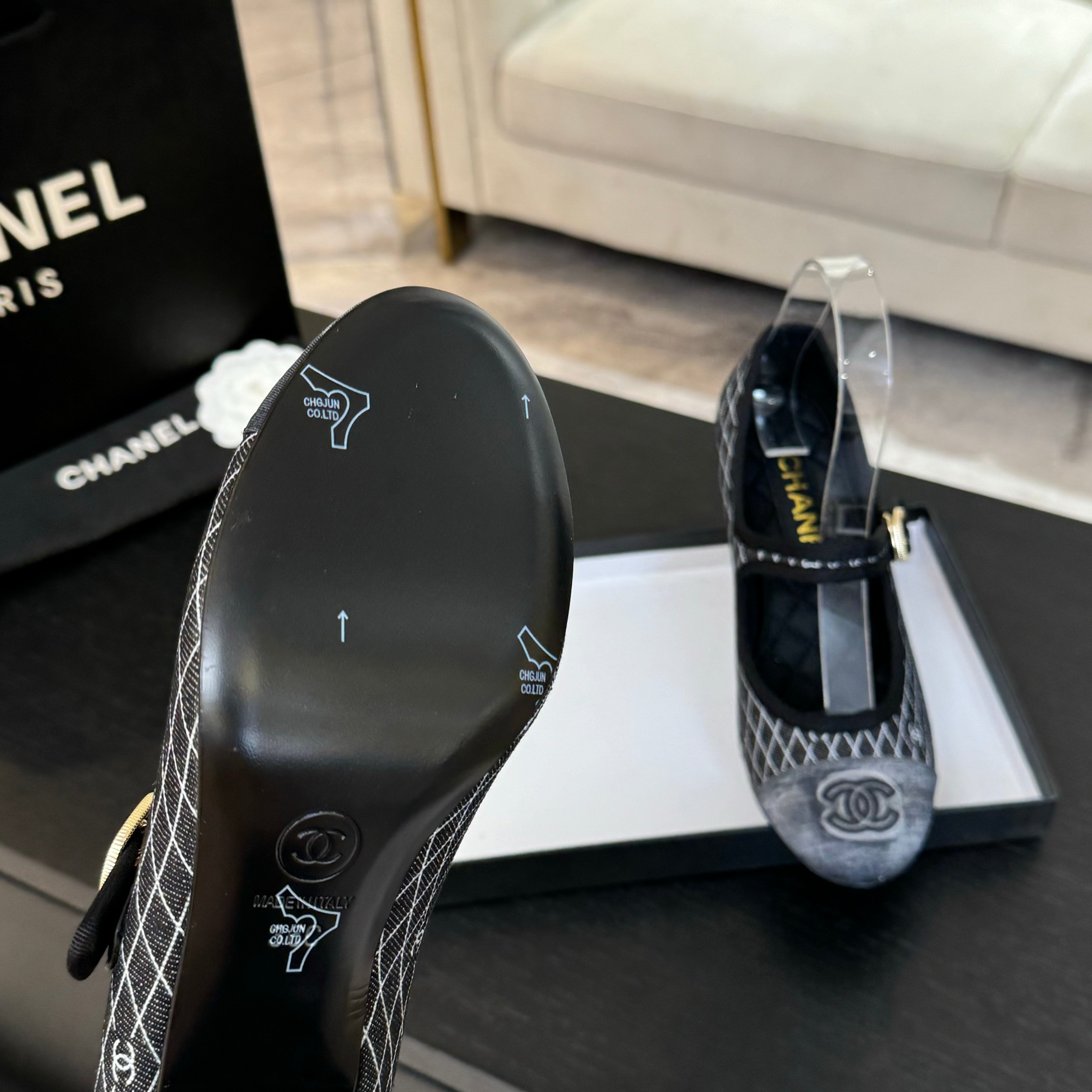 Chanel Women's Mary Jane Heeled Ballet Shoes Lambskin & Satin 9 a1746512229431 4250