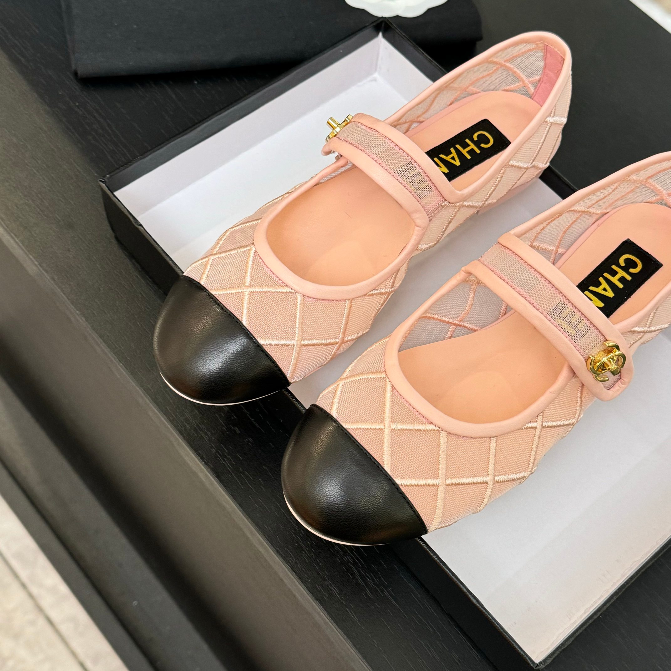 Chanel Women's Pink & Black Mesh Mary Jane Ballet Flats Shoes 8 a1746865626155 1760