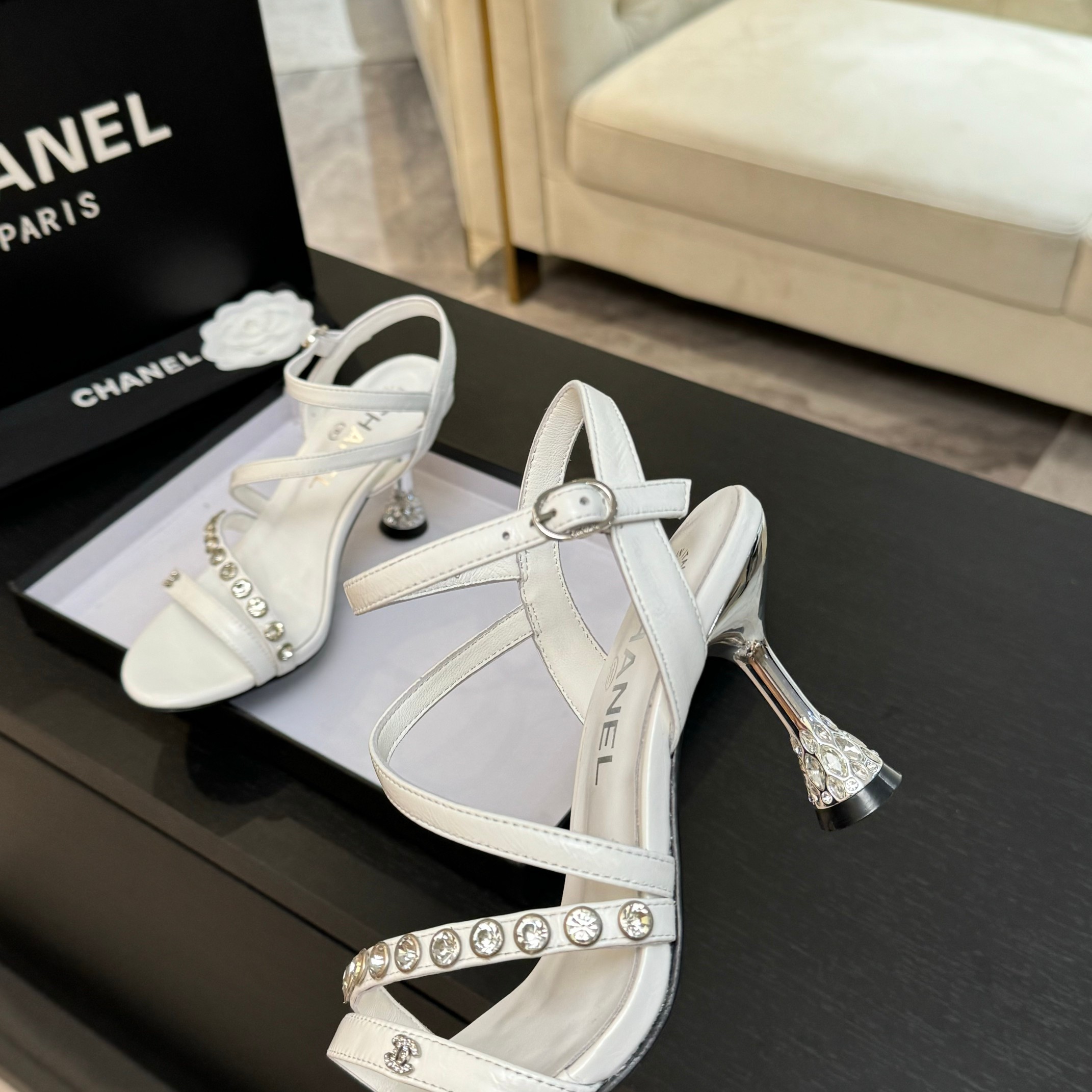 Chanell 25C Pearl Double C Buckle High Heels - Vintage & Retro Style 6 a1748162382549 6104