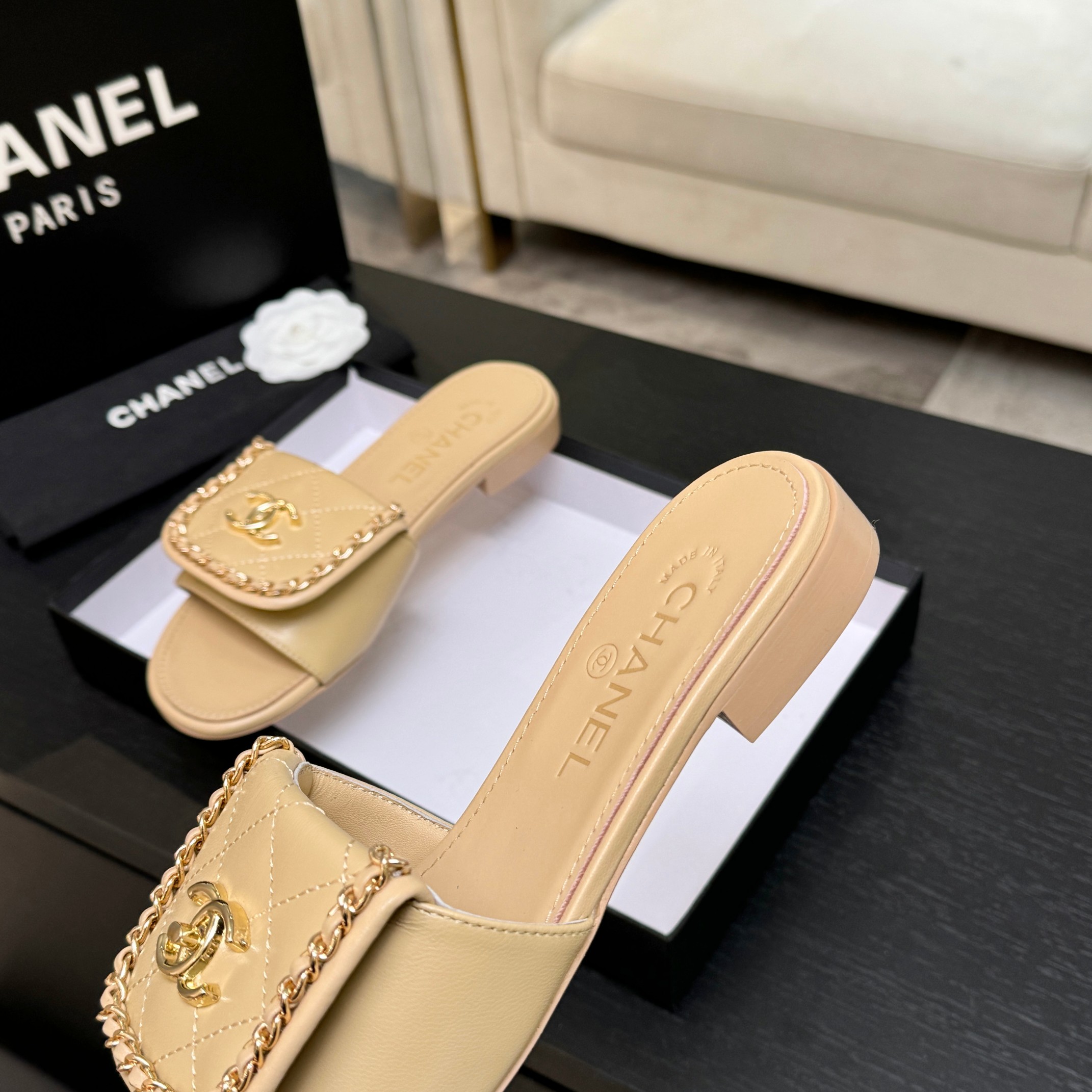 CHANEL women's shoes CHANE*｜Xiaoxiang classic spring and summer flip cover — photo 4