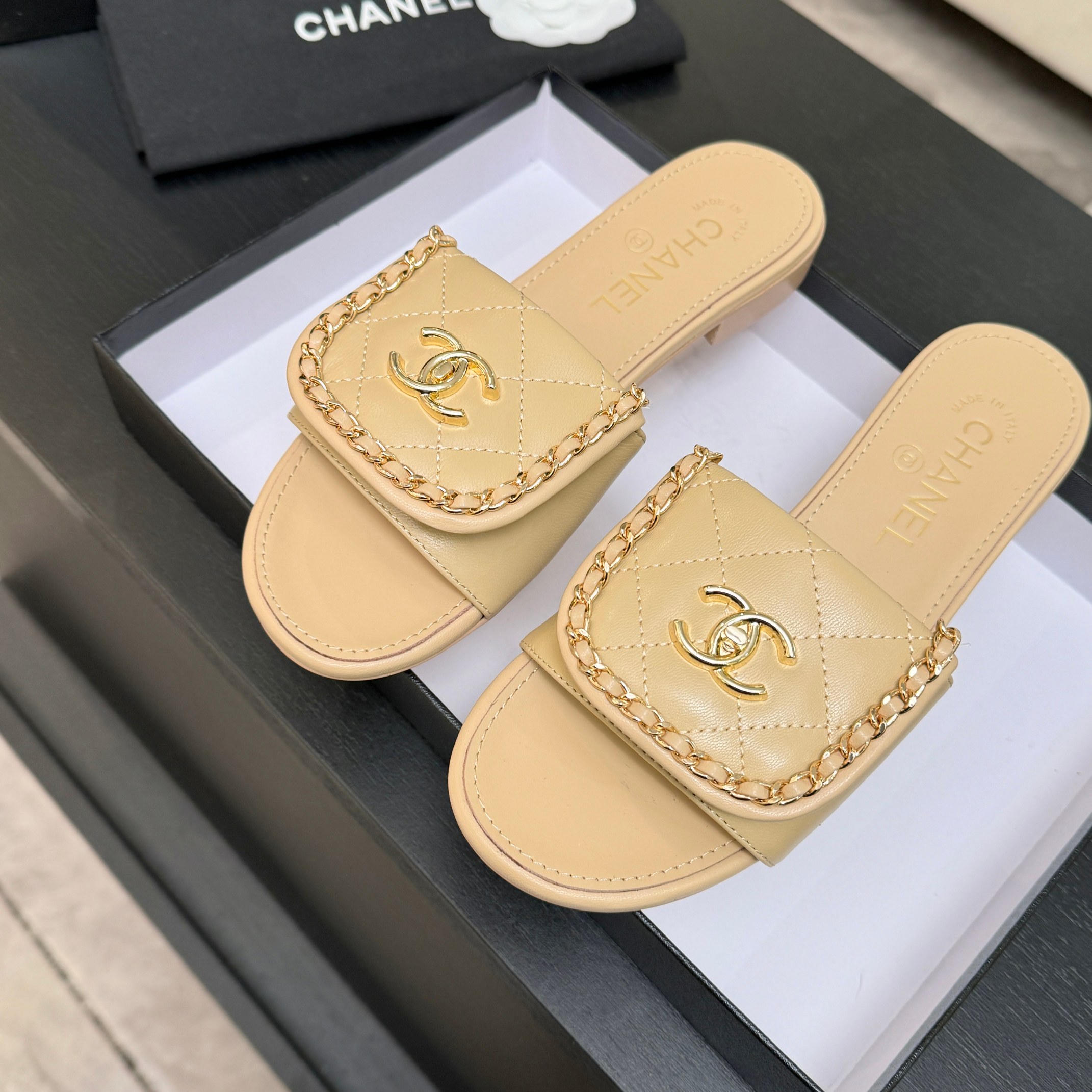 CHANEL women's shoes CHANE*｜Xiaoxiang classic spring and summer flip cover — photo 5