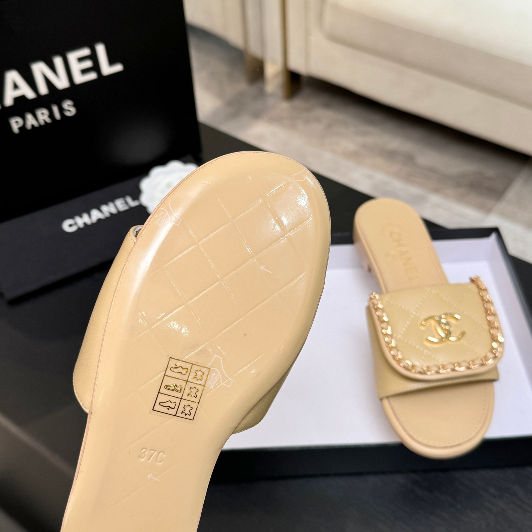 CHANEL women's shoes CHANE*｜Xiaoxiang classic spring and summer flip cover — photo 8