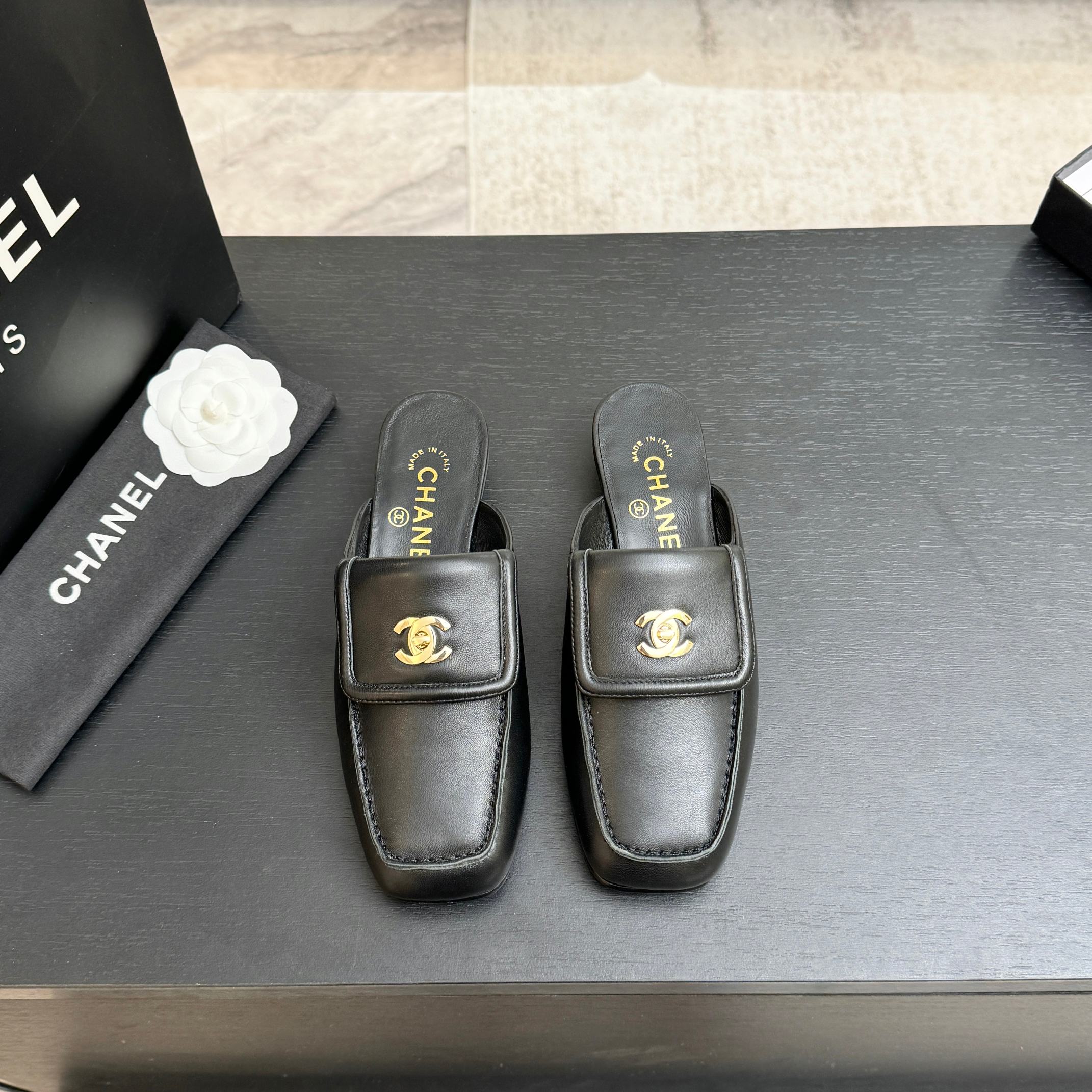 샤넬 신발 98418 Chanel Shoes