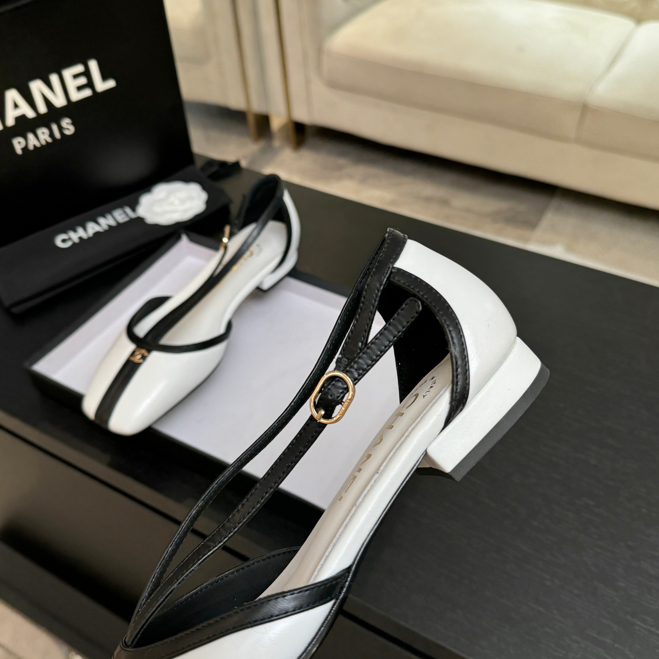 샤넬 더블 C 장식 오픈토 샌들 98467 이미지 5