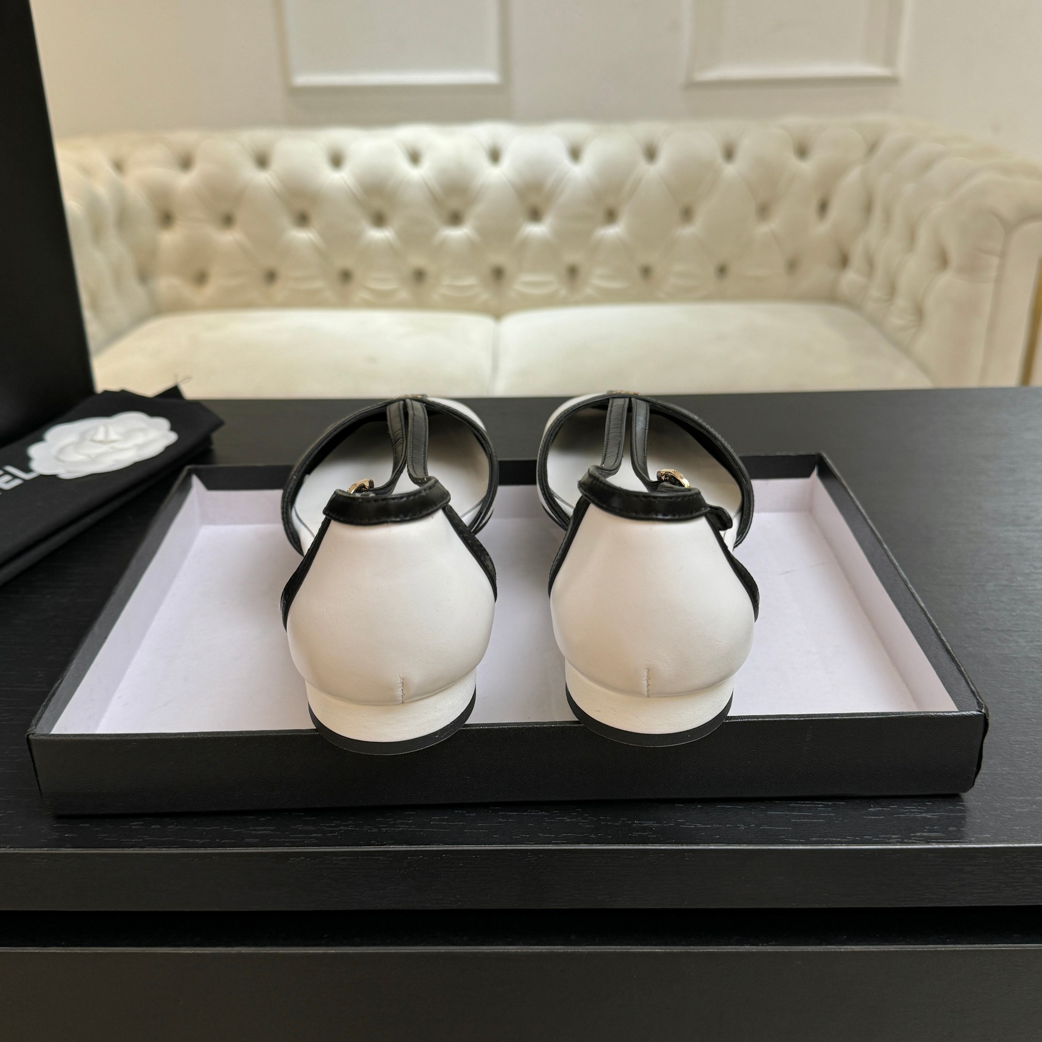 샤넬 더블 C 장식 오픈토 샌들 98467 이미지 9