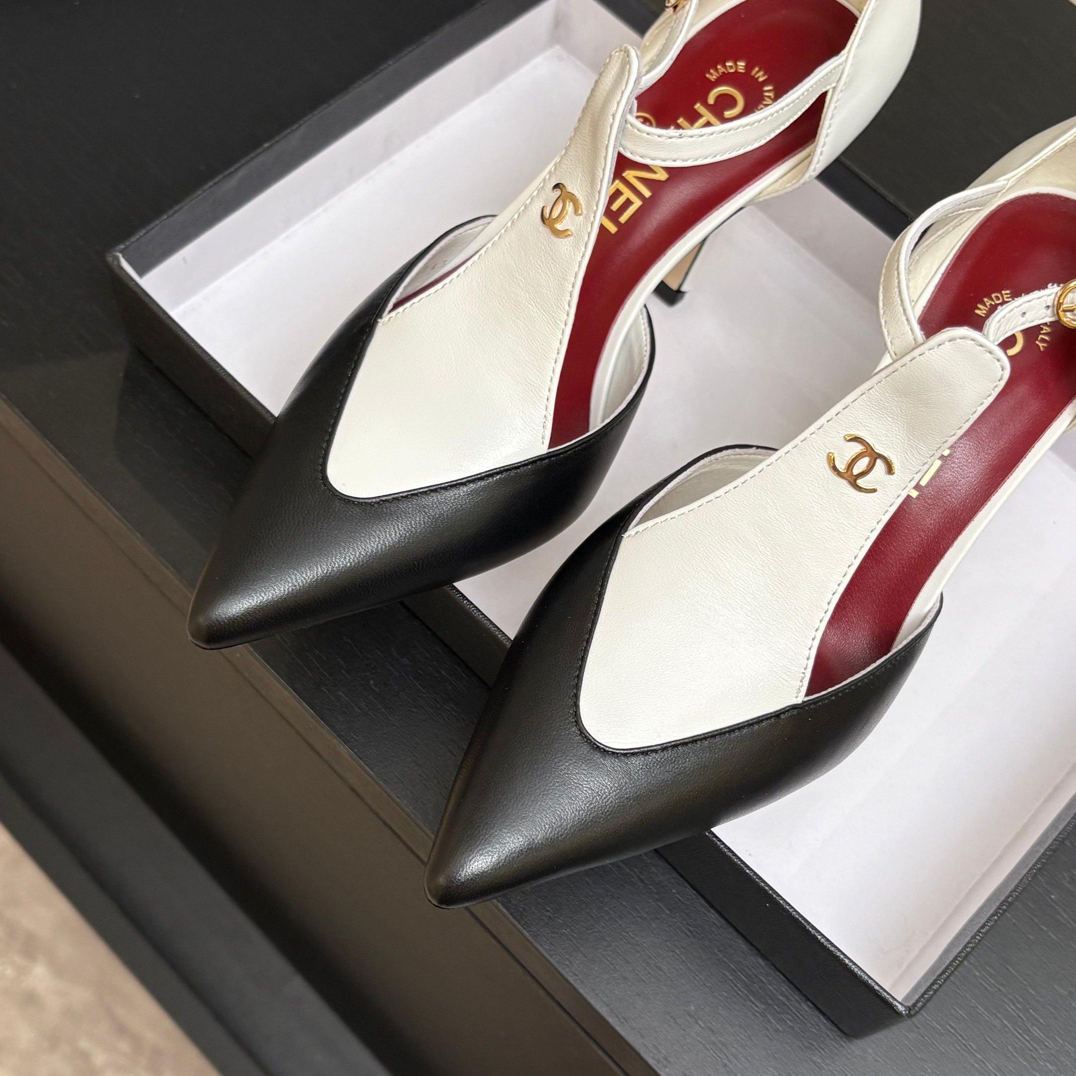 샤넬 신발 130560 Chanel Shoes 썸네일 이미지