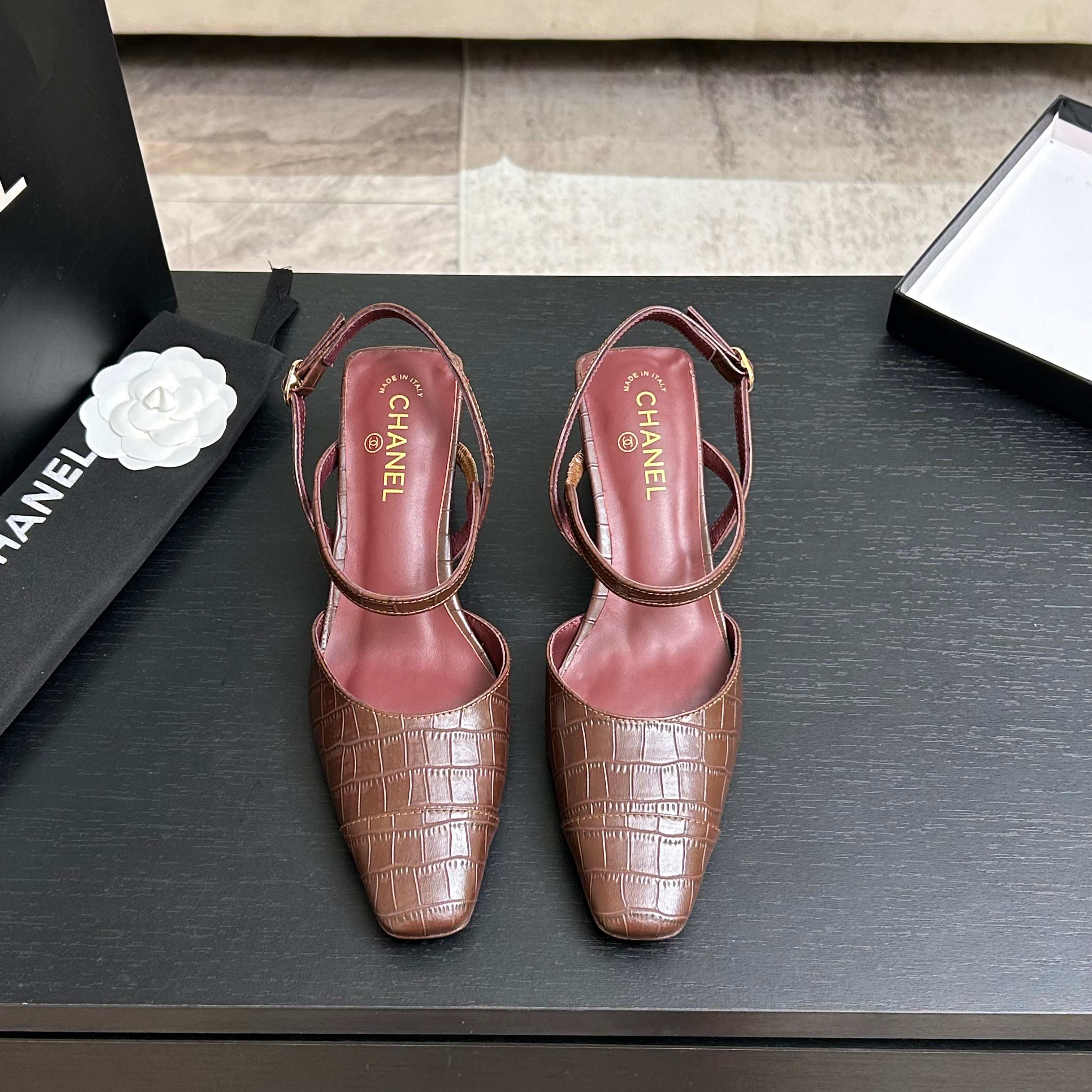 샤넬 신발 130555 Chanel Shoes