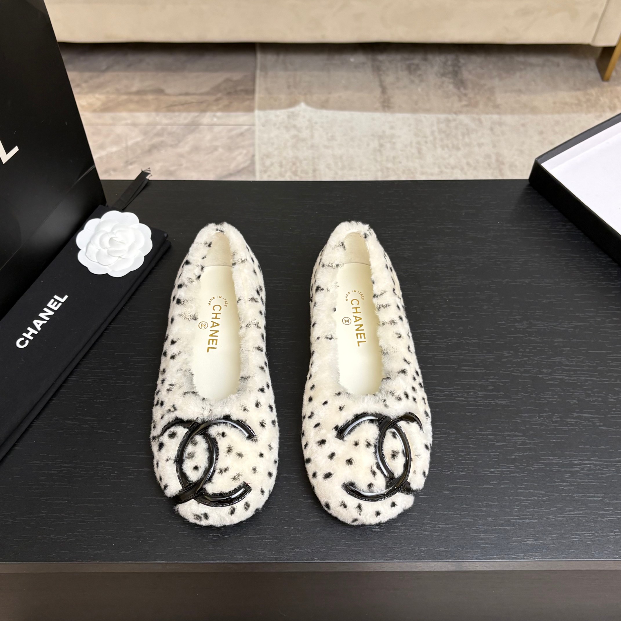 Chanel CC Logo Flats
