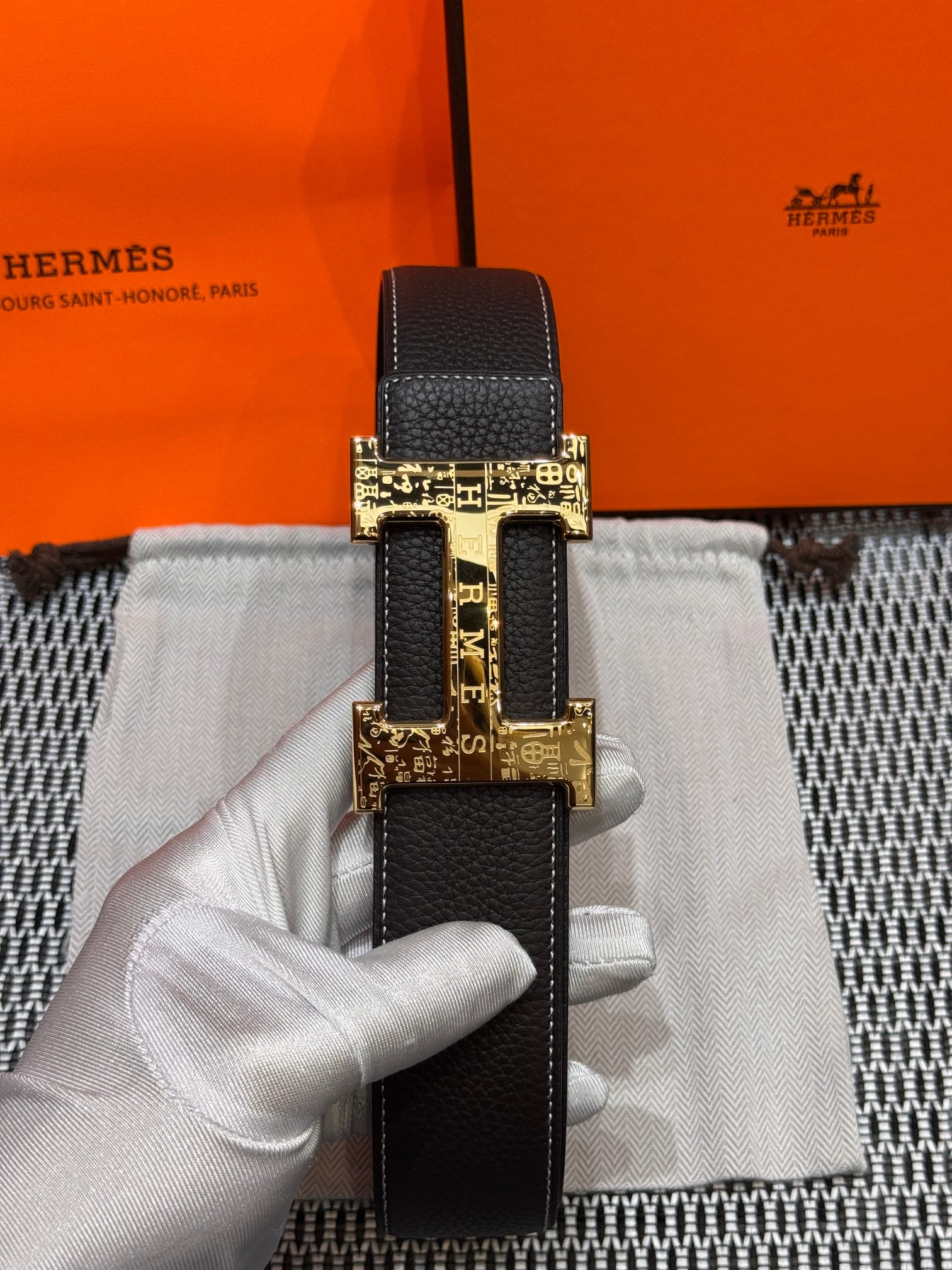 官网同步 爱马仕专柜同步 进口双面小牛皮 精钢精品花纹扣 双面可用38mm 
