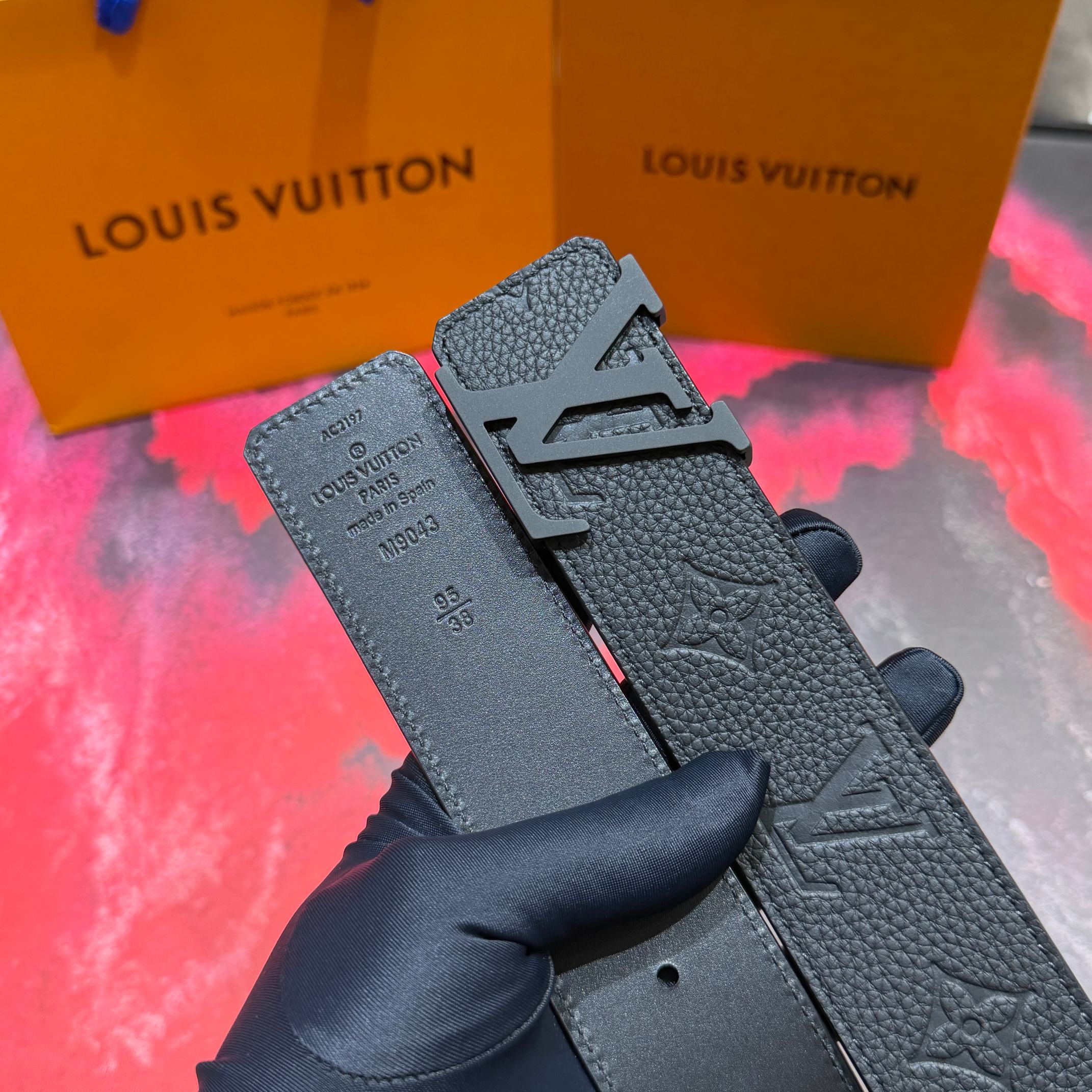 驴家法国🇫🇷原厂皮料 荔枝压花纹路搭配意大利🇮🇹进口尺寸4.0cm 精品五金进口炉内五金