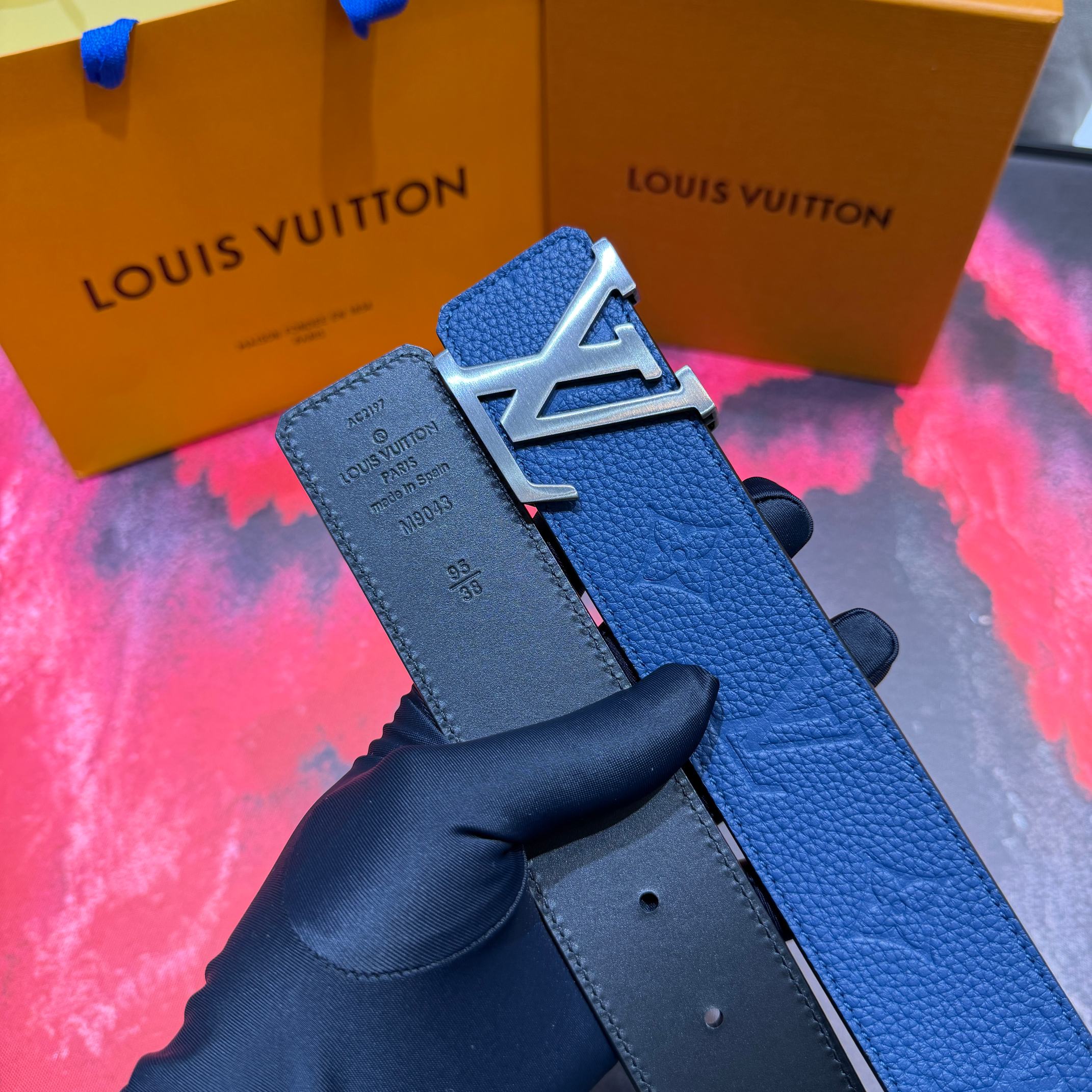 驴家法国🇫🇷原厂皮料 荔枝压花纹路搭配意大利🇮🇹进口尺寸4.0cm 精品五金进口炉内五金