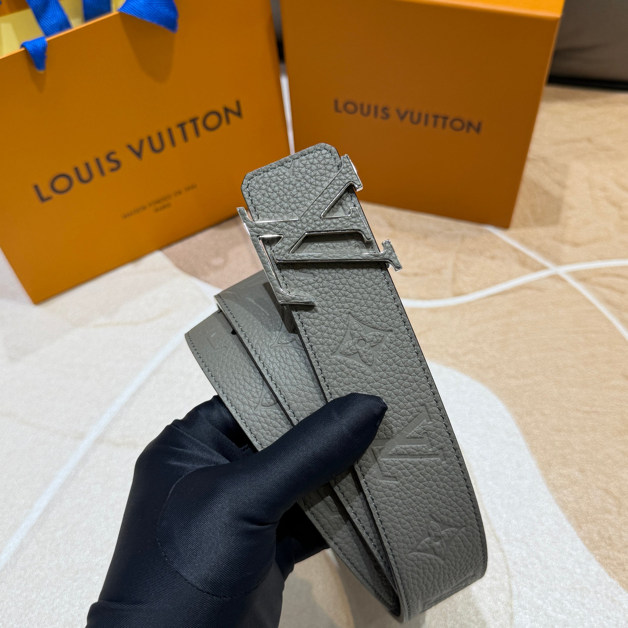 驴家法国🇫🇷原厂皮料 双面荔枝纹搭配意大利🇮🇹进口尺寸4.0cm 精品五金进口炉内五金