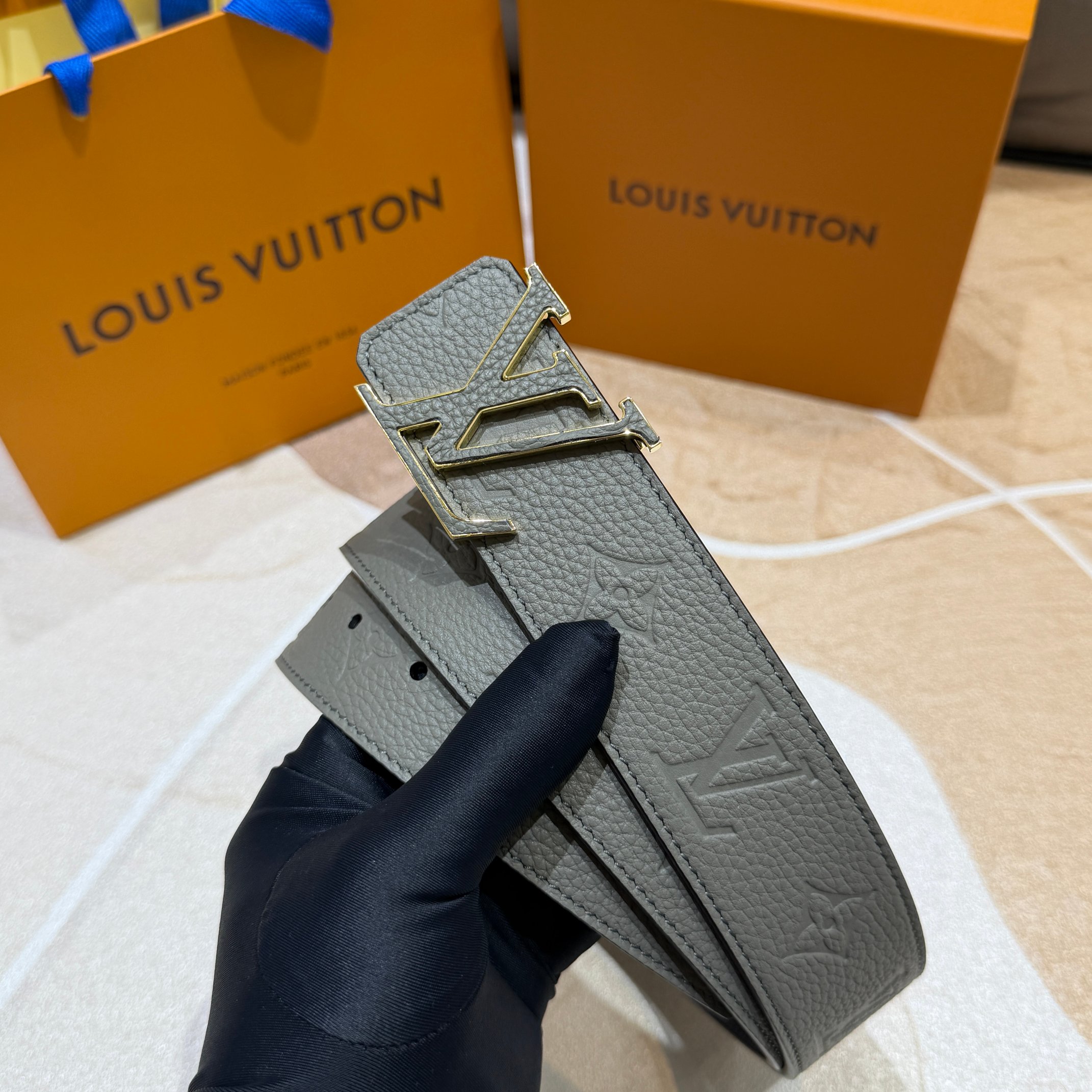 驴家法国🇫🇷原厂皮料 双面荔枝纹搭配意大利🇮🇹进口尺寸4.0cm 精品五金进口炉内五金