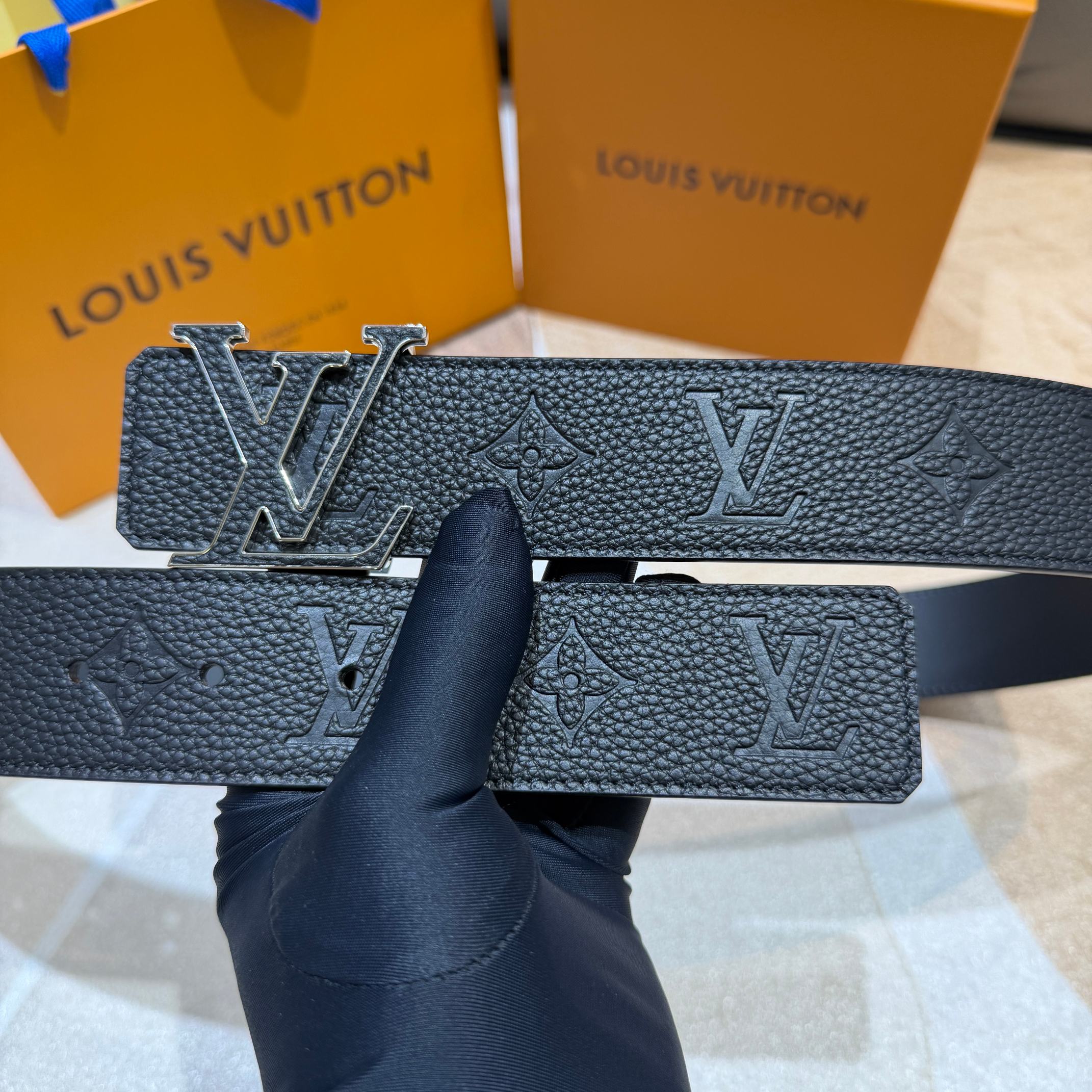 驴家法国🇫🇷原厂皮料 双面荔枝纹搭配意大利🇮🇹进口尺寸4.0cm 精品五金进口炉内五金
