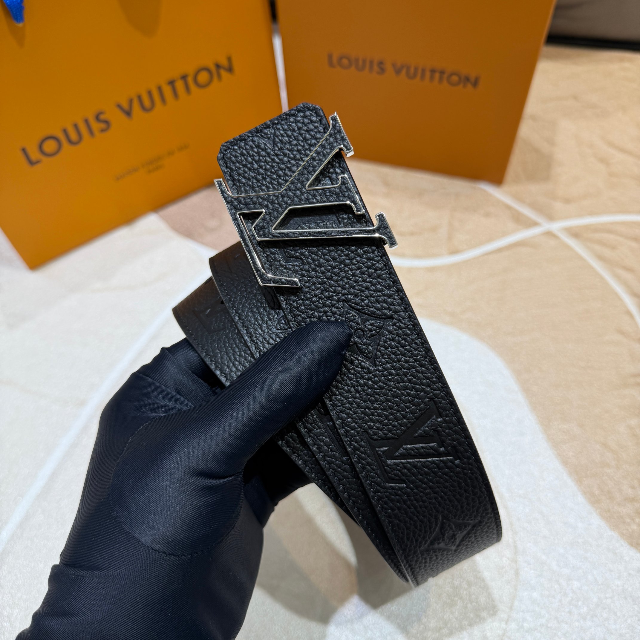 驴家法国🇫🇷原厂皮料 双面荔枝纹搭配意大利🇮🇹进口尺寸4.0cm 精品五金进口炉内五金