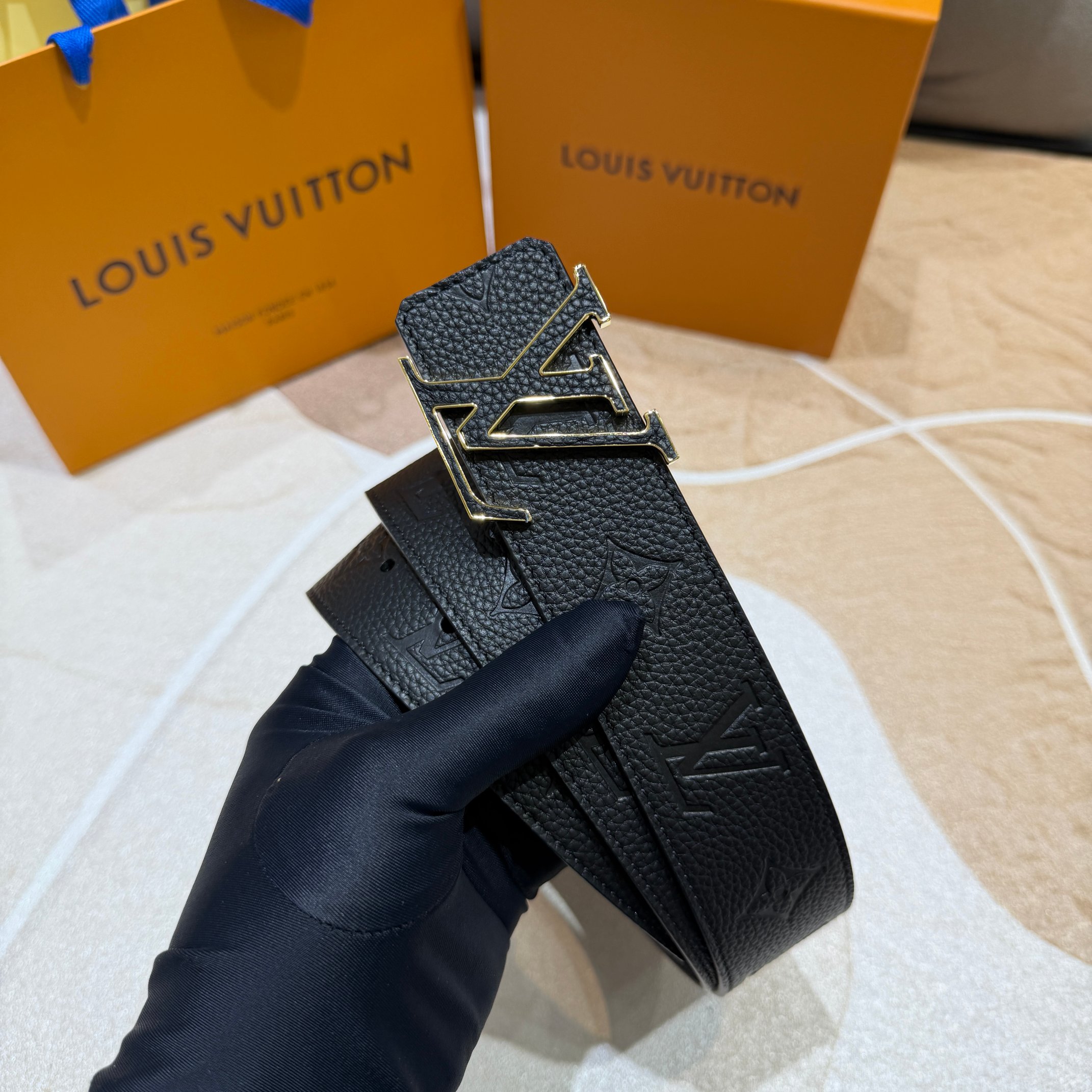 驴家法国🇫🇷原厂皮料 双面荔枝纹搭配意大利🇮🇹进口尺寸4.0cm 精品五金进口炉内五金