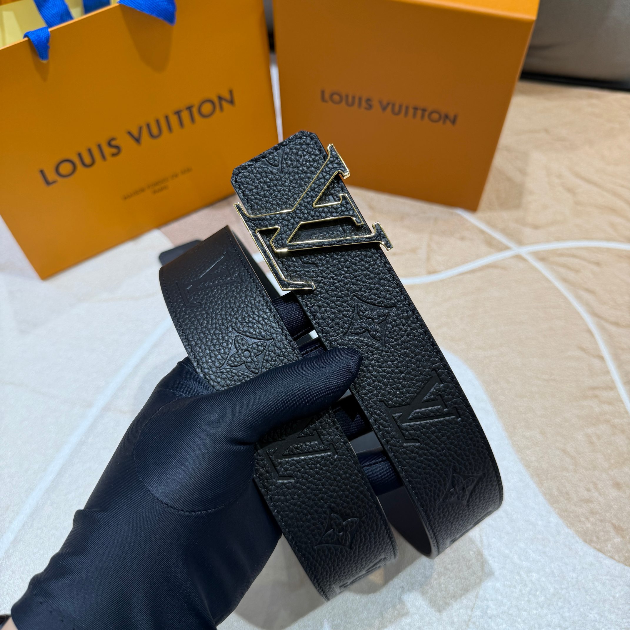 驴家法国🇫🇷原厂皮料 双面荔枝纹搭配意大利🇮🇹进口尺寸4.0cm 精品五金进口炉内五金