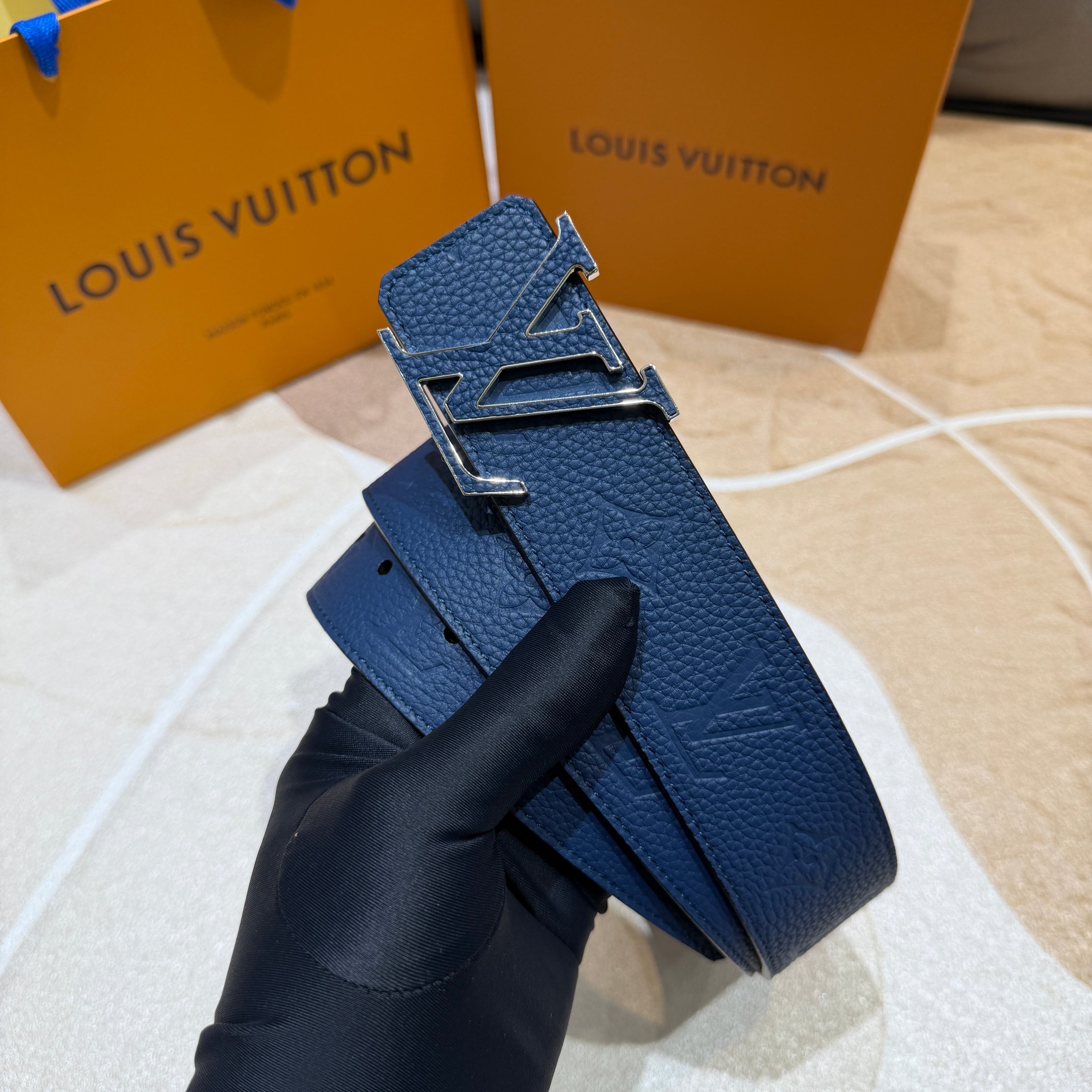 驴家法国🇫🇷原厂皮料 双面荔枝纹搭配意大利🇮🇹进口尺寸4.0cm 精品五金进口炉内五金
