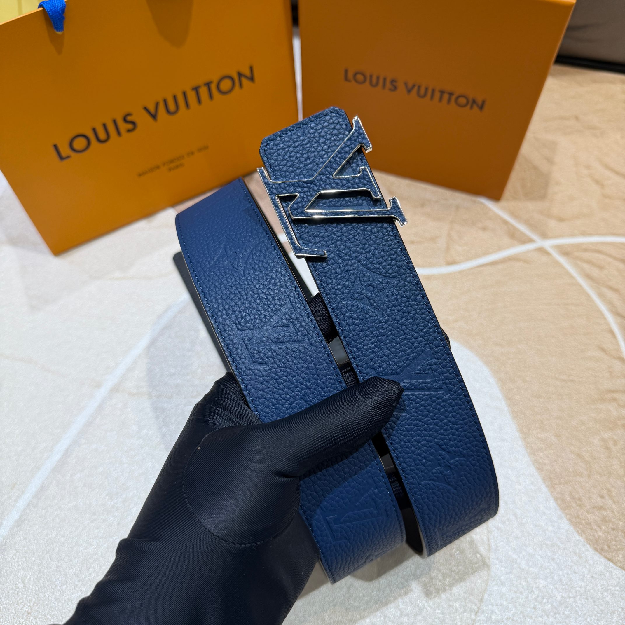 驴家法国🇫🇷原厂皮料 双面荔枝纹搭配意大利🇮🇹进口尺寸4.0cm 精品五金进口炉内五金