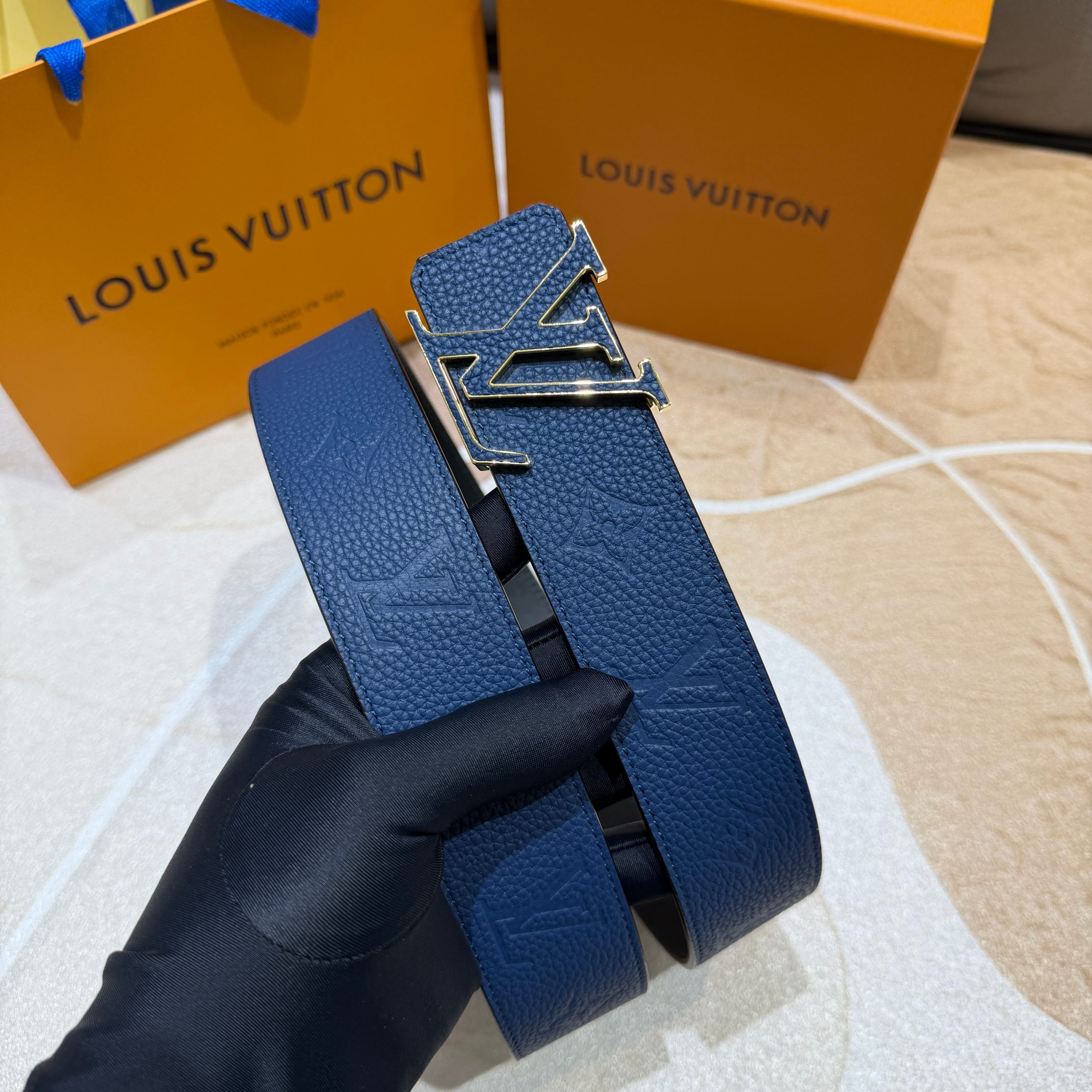 驴家法国🇫🇷原厂皮料 双面荔枝纹搭配意大利🇮🇹进口尺寸4.0cm 精品五金进口炉内五金