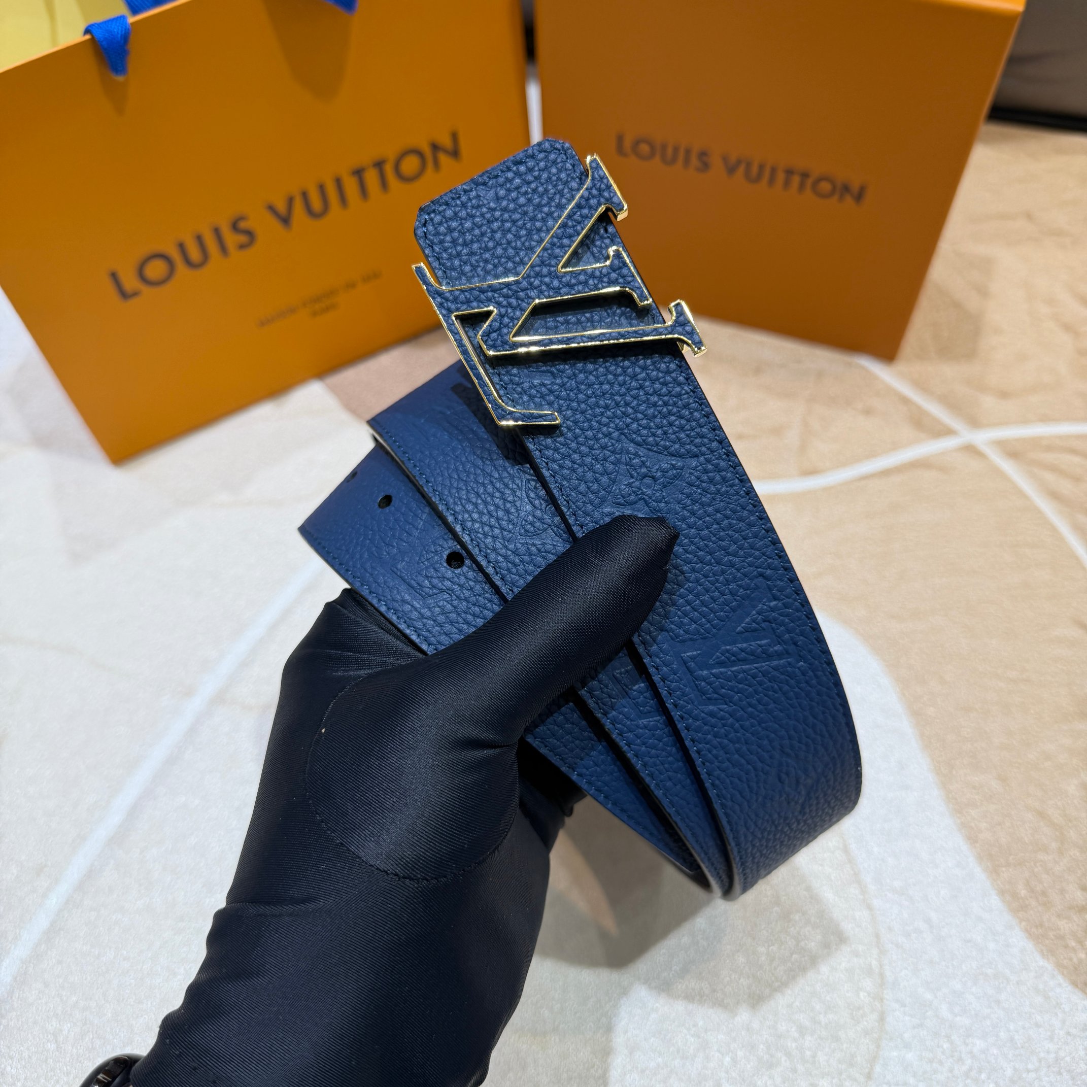 驴家法国🇫🇷原厂皮料 双面荔枝纹搭配意大利🇮🇹进口尺寸4.0cm 精品五金进口炉内五金