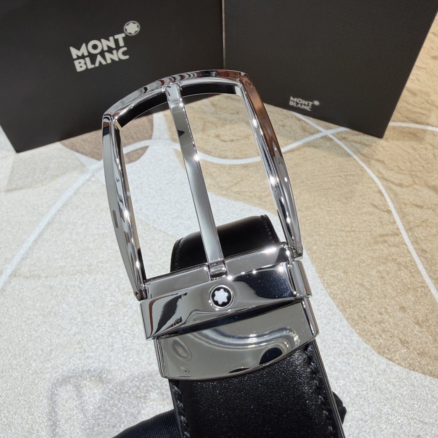 MONT BLANC   万宝龙   宽度:3.5CM   专柜新款[庆祝]  代购品质  双面进口小牛