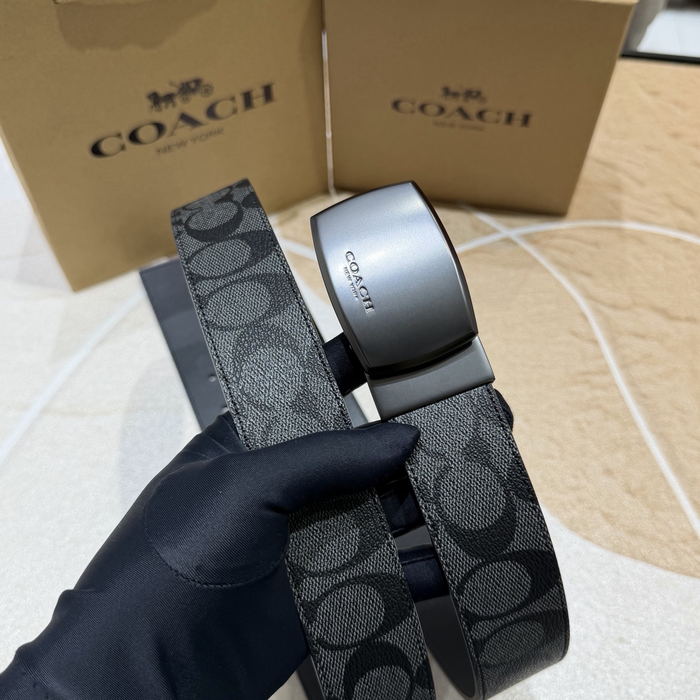 COACH 寇驰原单系列 3.7cm带身专柜对版开模制作 徳国进口机车车线 精湛工艺海外代购最热系列 正装休闲均可搭配 