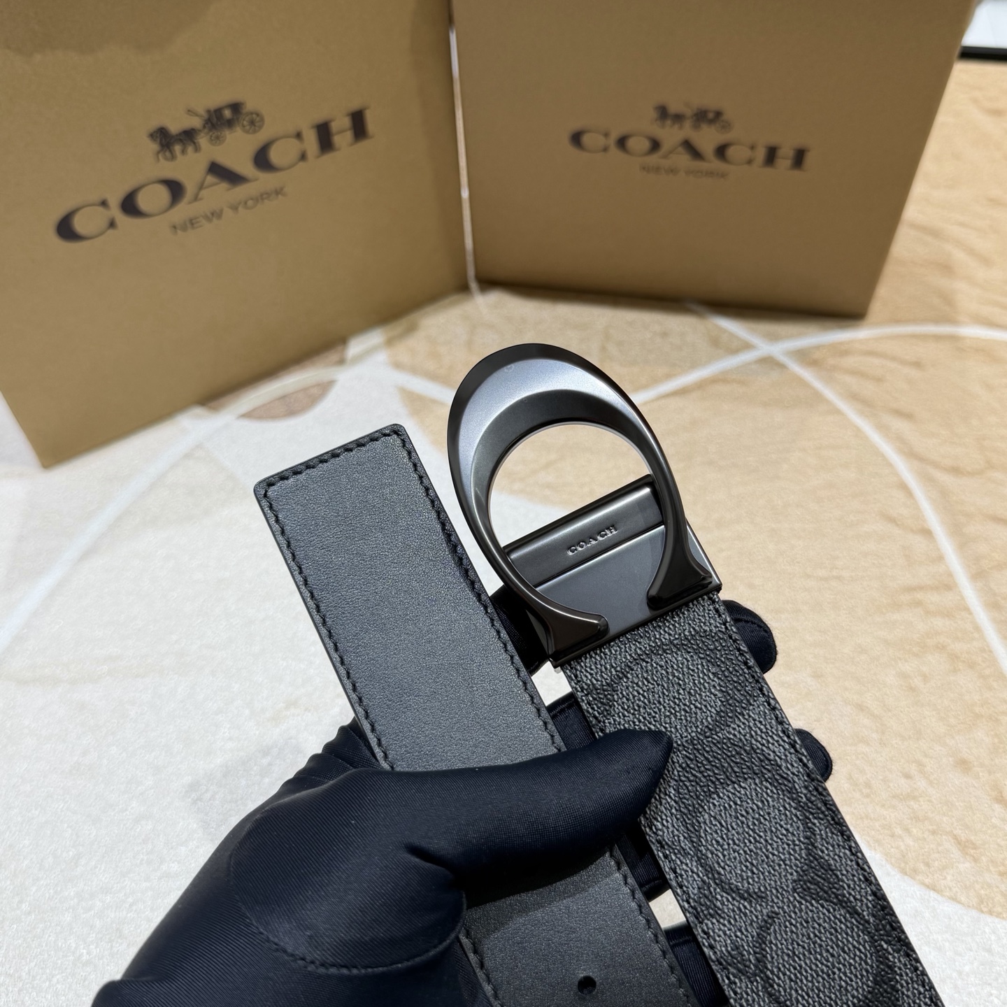 COACH 寇驰原单系列 3.7cm带身专柜对版开模制作 徳国进口机车车线 精湛工艺海外代购最热系列 正装休闲均可搭配 