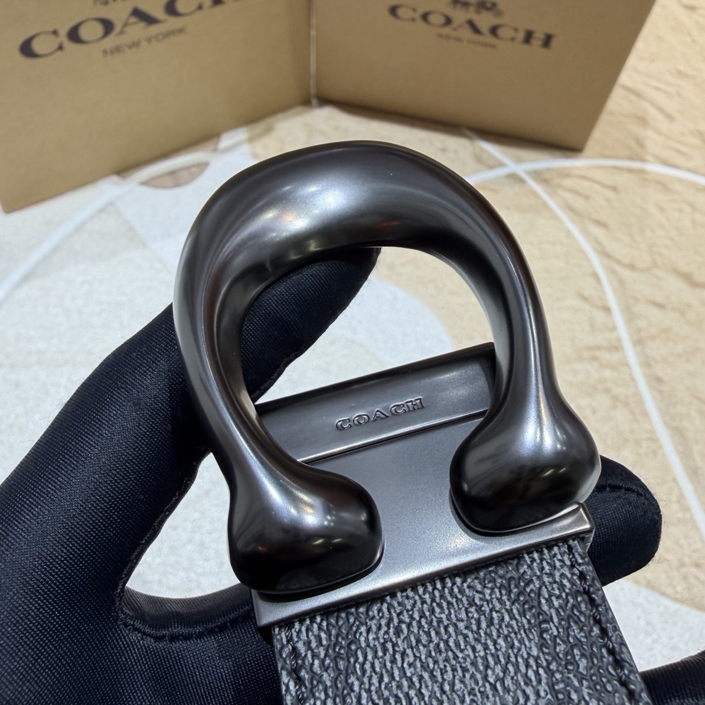 COACH 寇驰原单系列 3.7cm带身专柜对版开模制作 徳国进口机车车线 精湛工艺海外代购最热系列 正装休闲均可搭配 
