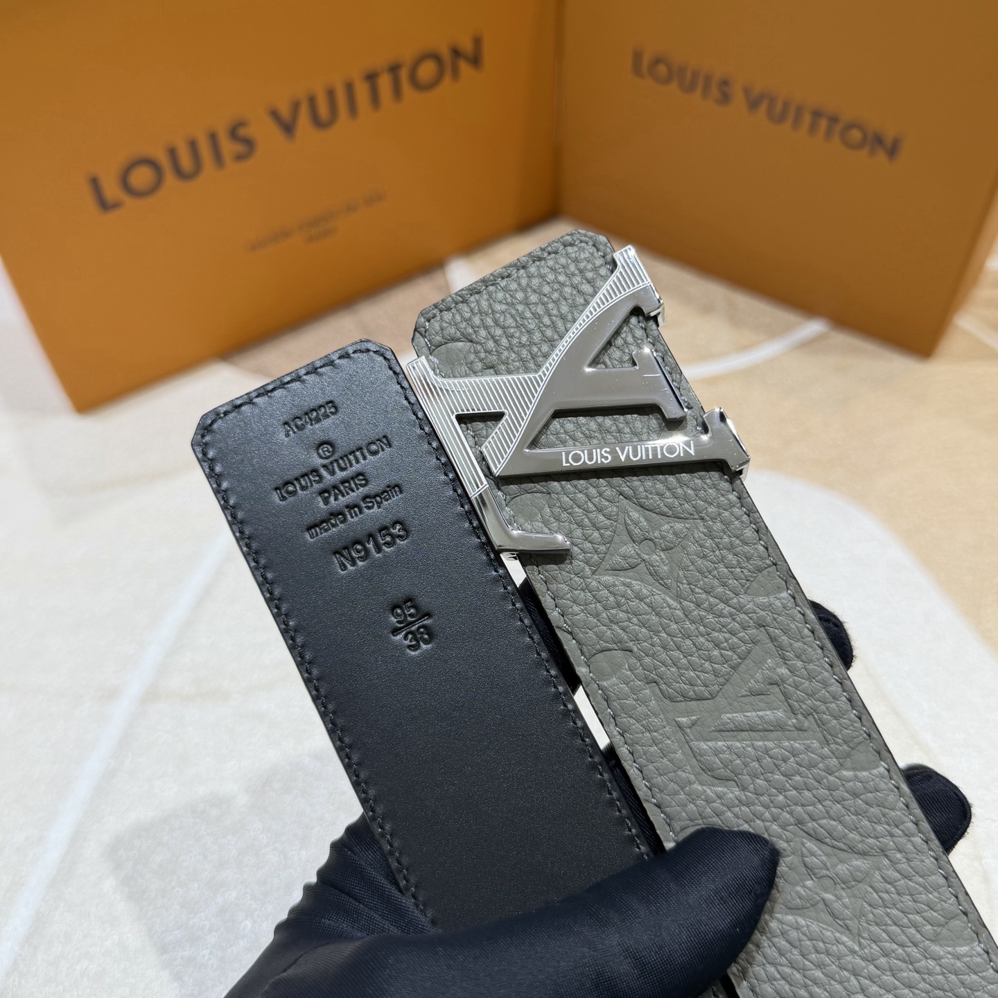 驴家法国🇫🇷原厂皮料 压花纹路搭配意大利🇮🇹进口尺寸4.0cm 精品五金进口炉内五金  