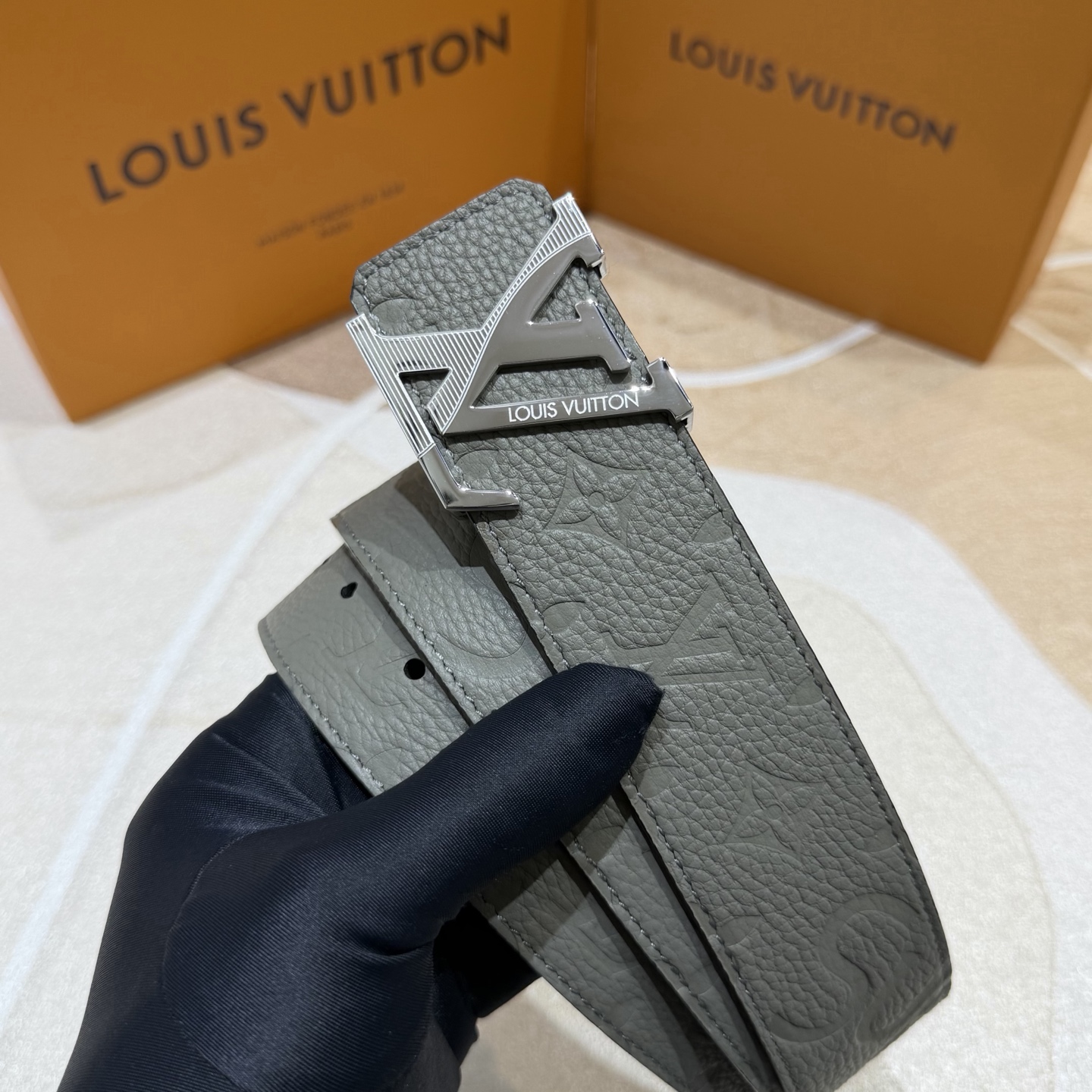 驴家法国🇫🇷原厂皮料 压花纹路搭配意大利🇮🇹进口尺寸4.0cm 精品五金进口炉内五金  