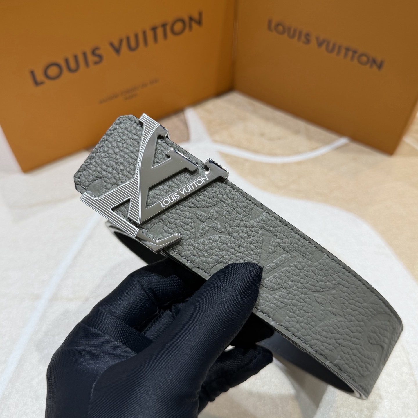 驴家法国🇫🇷原厂皮料 压花纹路搭配意大利🇮🇹进口尺寸4.0cm 精品五金进口炉内五金  